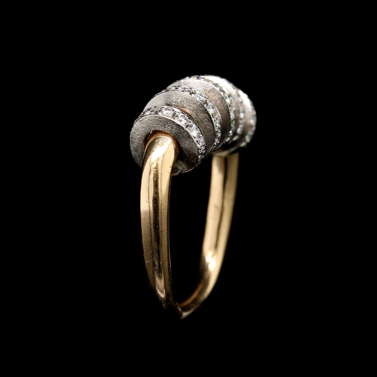 18K Two-tone Gold Estate Diamond Ring - Image 2