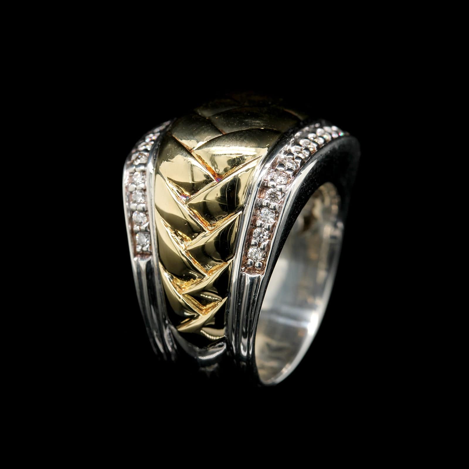 Scott Kay Sterling Silver and 18K Yellow Gold Medium Diamond Woven Ring - Image 2
