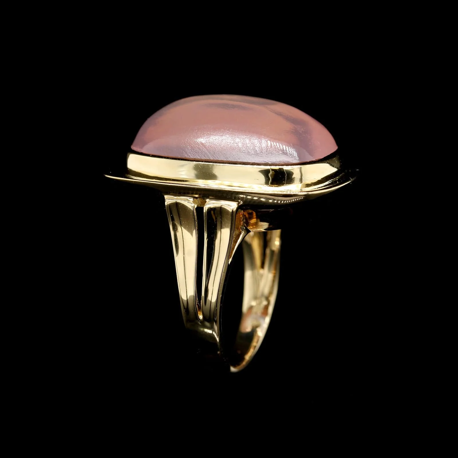 18K Yellow Gold Estate Rose Quartz Ring - Image 2