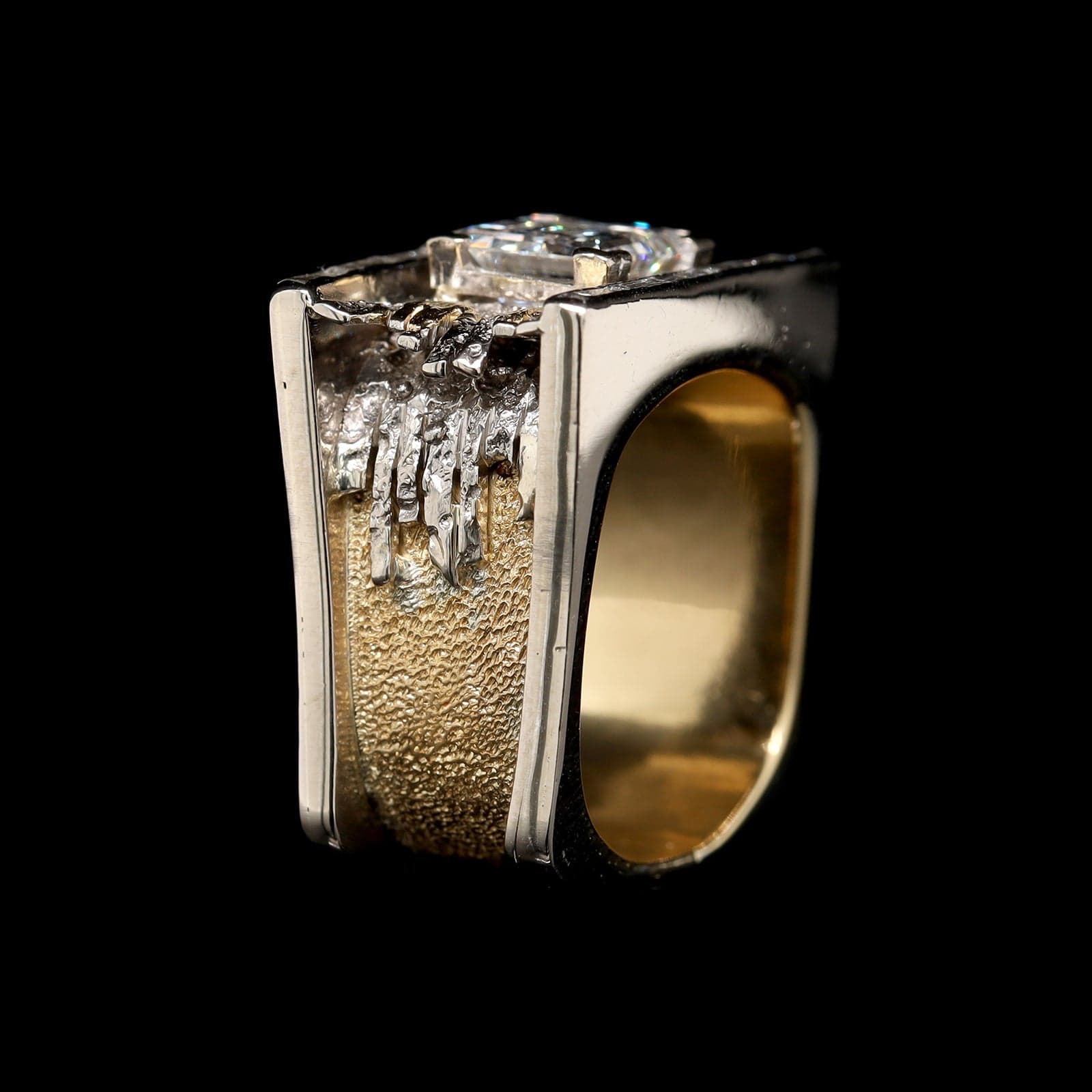 18K Two-tone Gold Estate Diamond Ring - Image 2