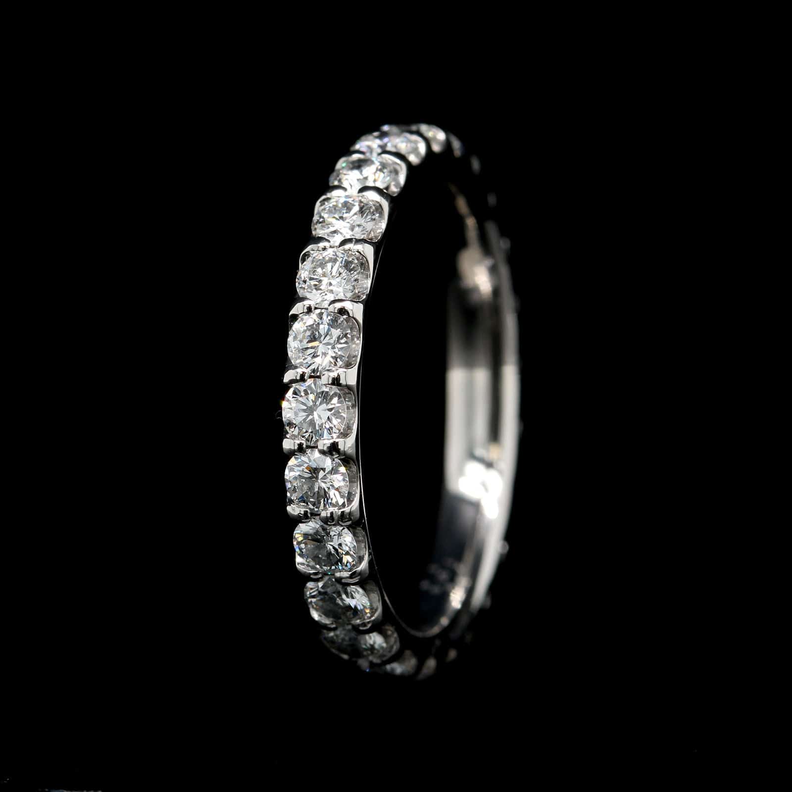 Memoire Platinum Estate Diamond Odessa Band - Image 2