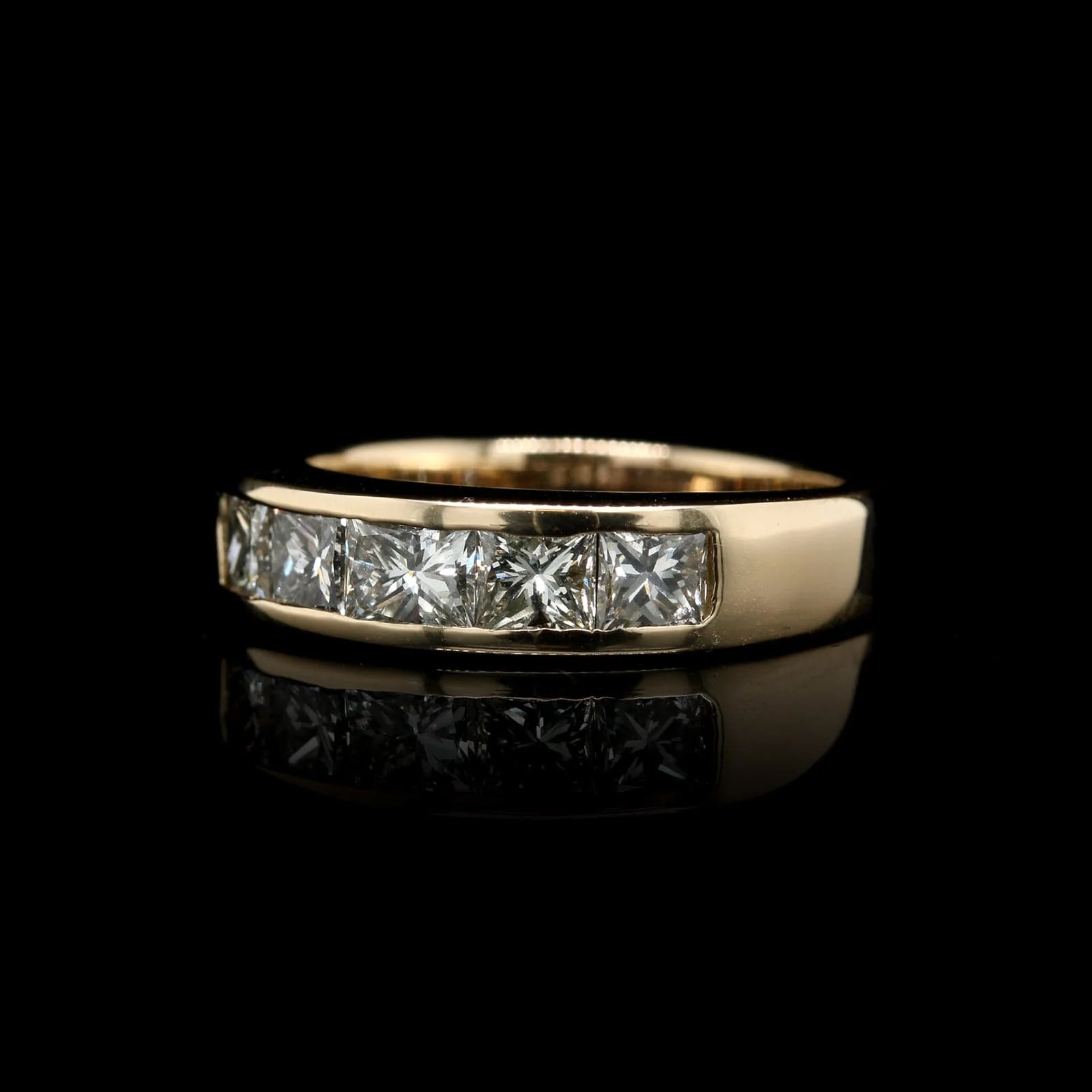 14K Yellow Gold Estate Diamond Band