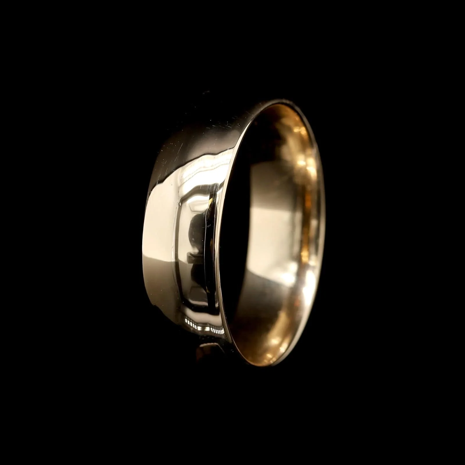 14K Yellow Gold Estate 6.00mm Band - Image 2