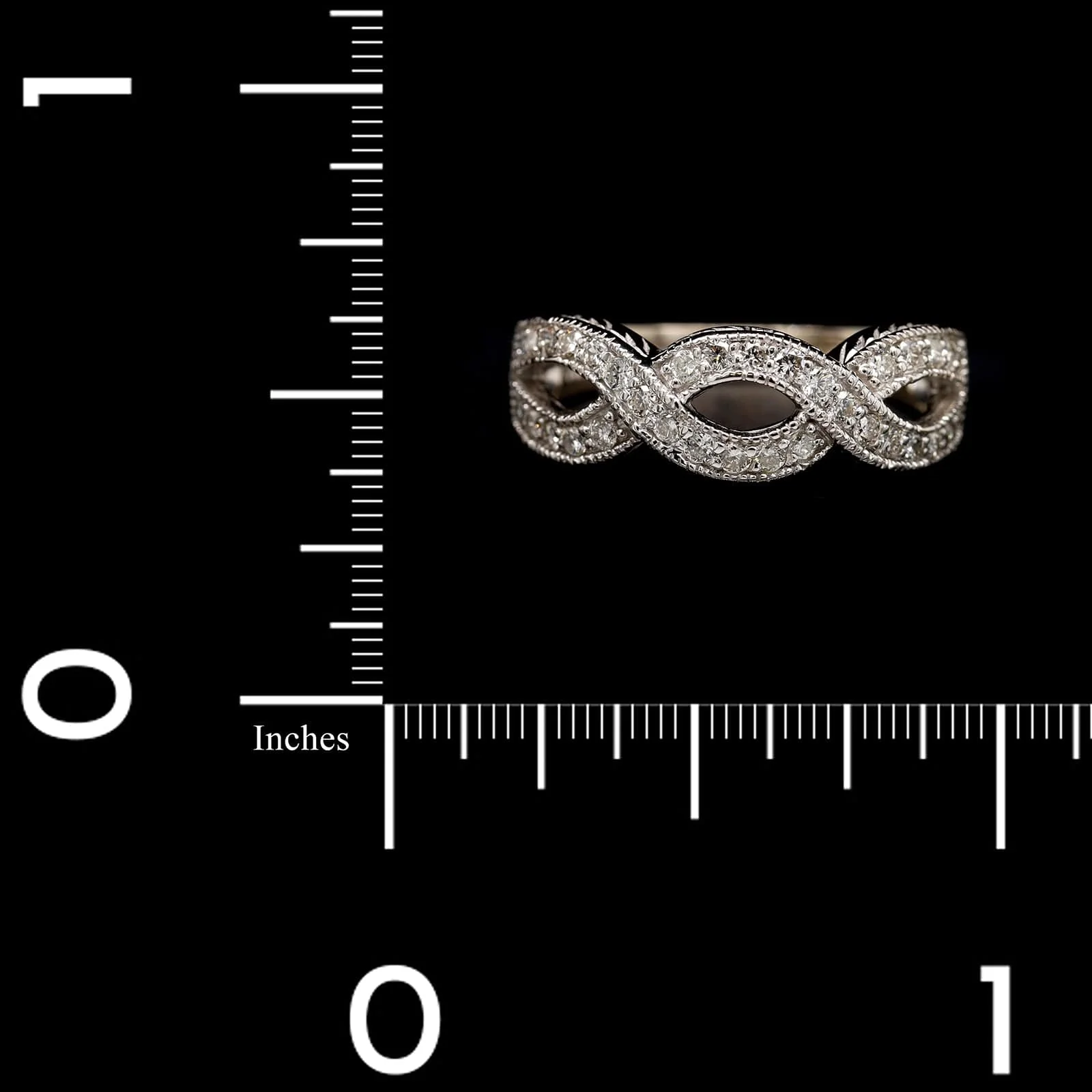14K White Gold Estate Crossover Band - Image 3