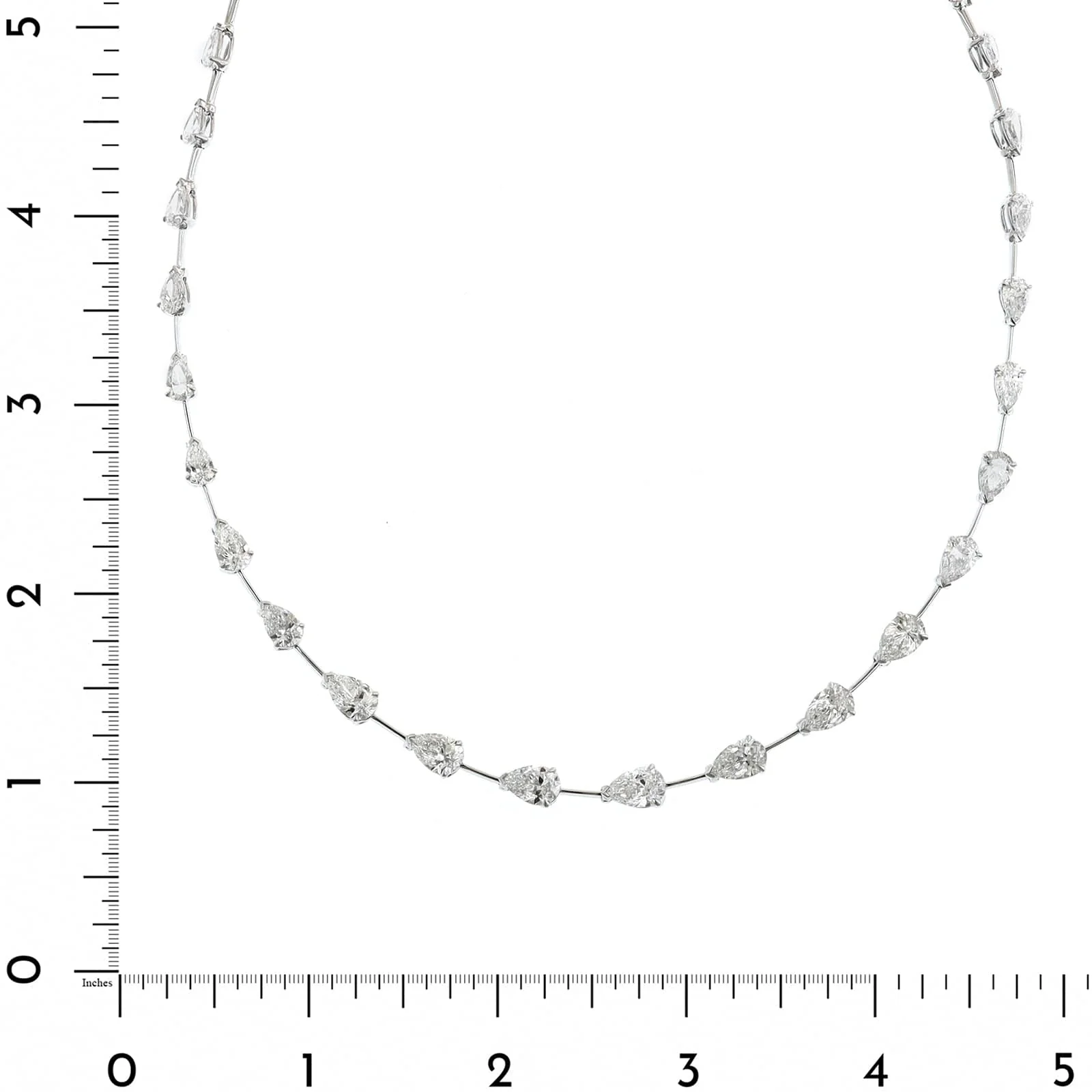 Etho Maria 18K White Gold and Platinum Pear Shaped Diamond Necklace - Image 4