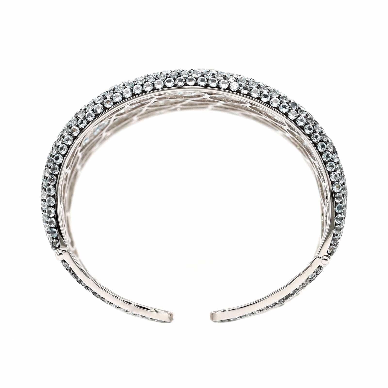 Etho Maria 18K White Gold Pave Set Blue Topaz Cuff Bracelet - Image 4
