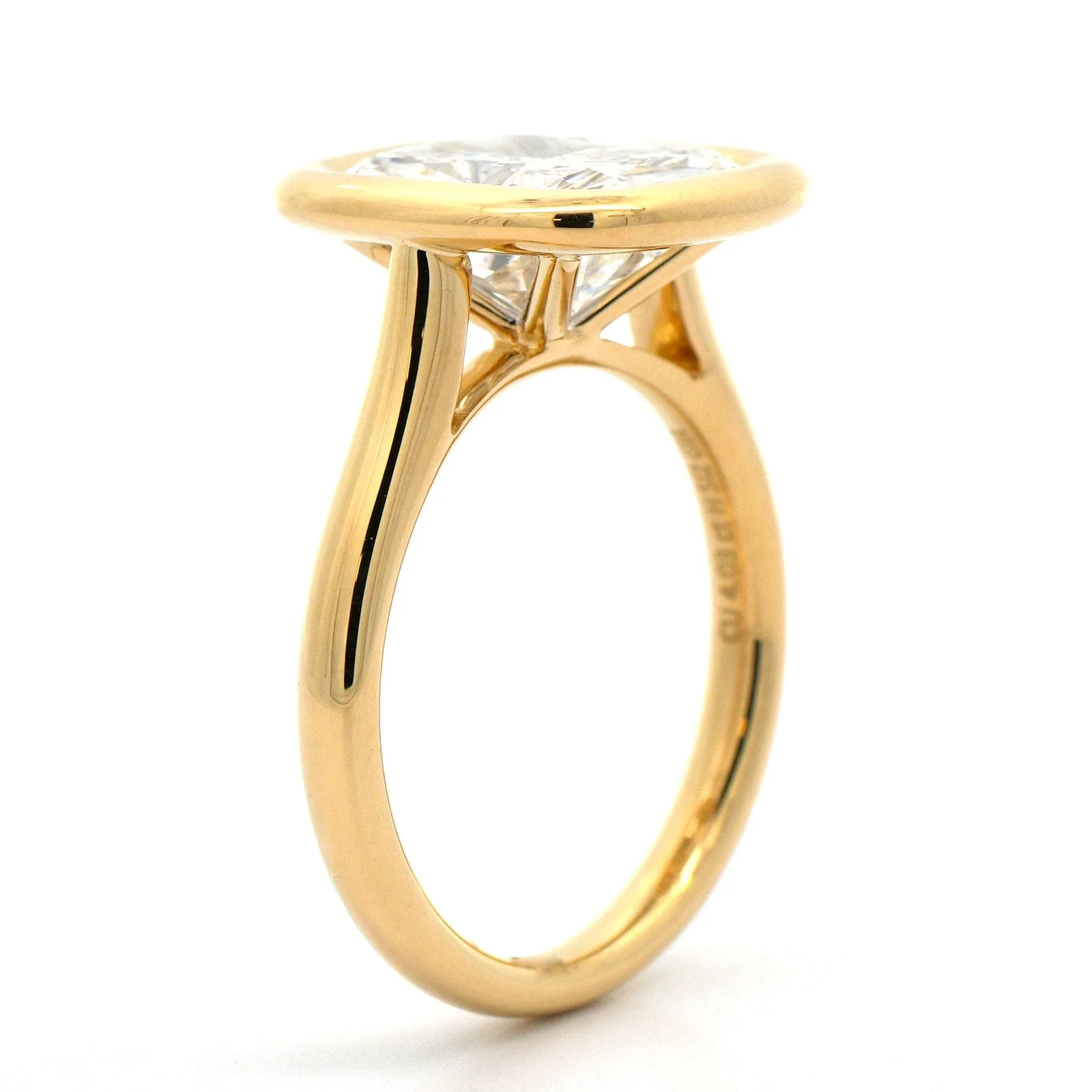 18K Yellow Gold Cushion Shaped Diamond Ring - Image 2