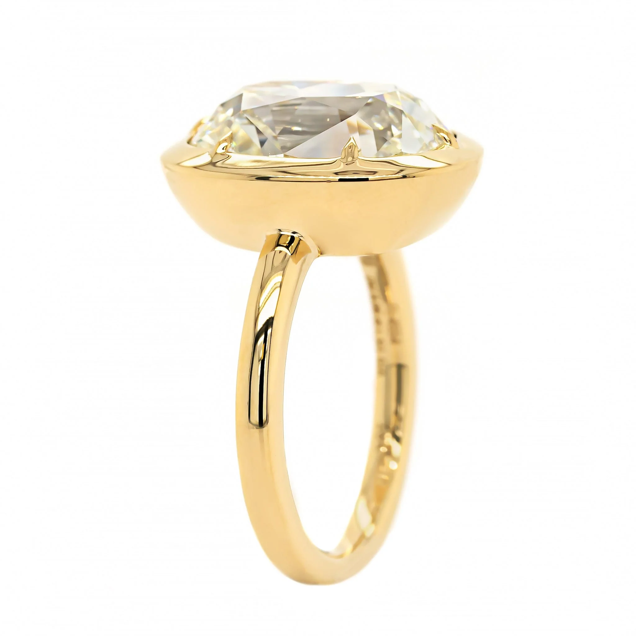 18K Yellow Gold Old Mine Cut Diamond Ring - Image 2