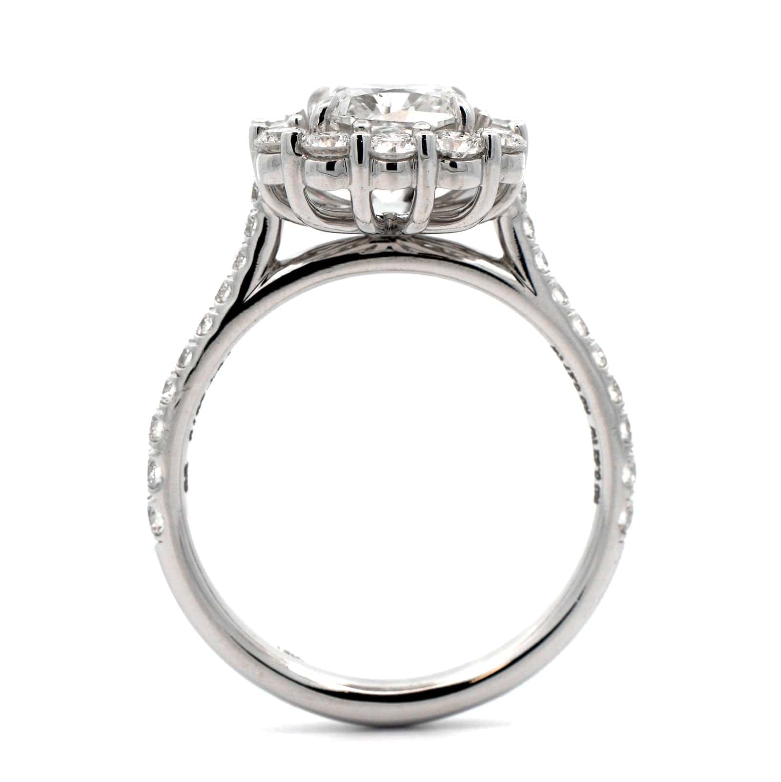 18K White Gold Diamond Engagement Ring - Image 3
