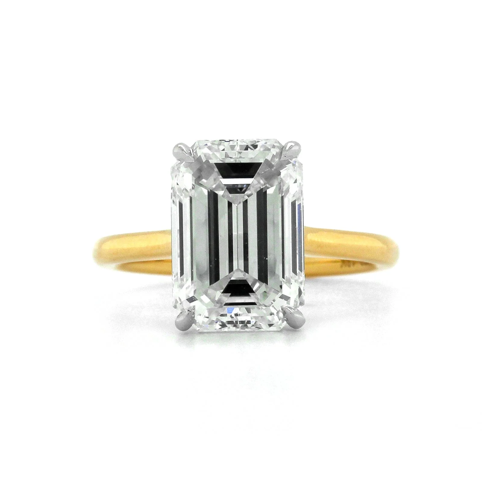 18K Yellow Gold Emerald Cut Diamond Solitaire Engagement Ring - Image 4