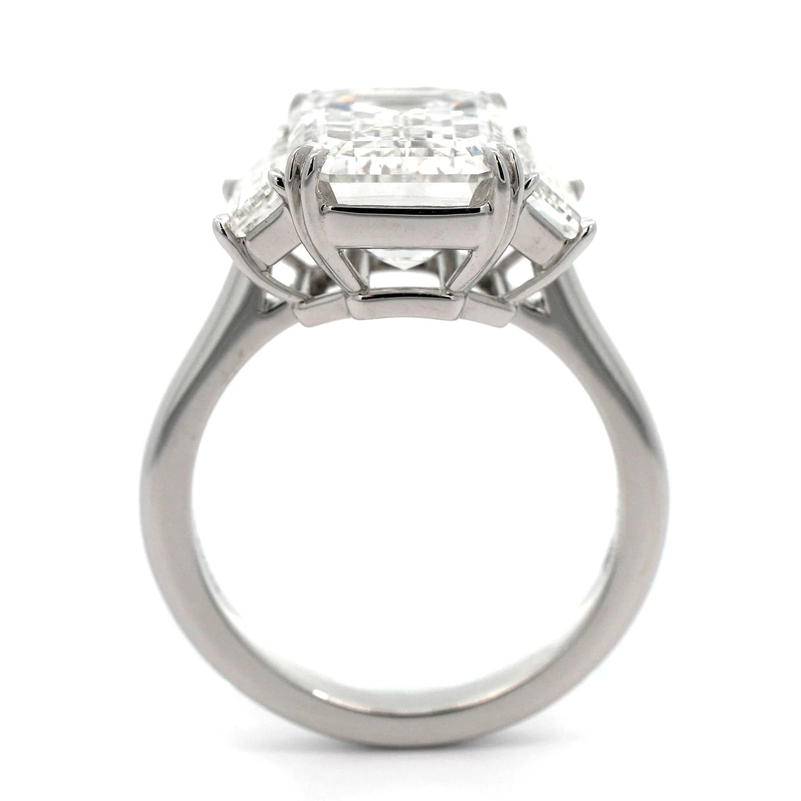 Platinum Emerald Cut Diamond 3 Stone Engagement Ring - Image 3
