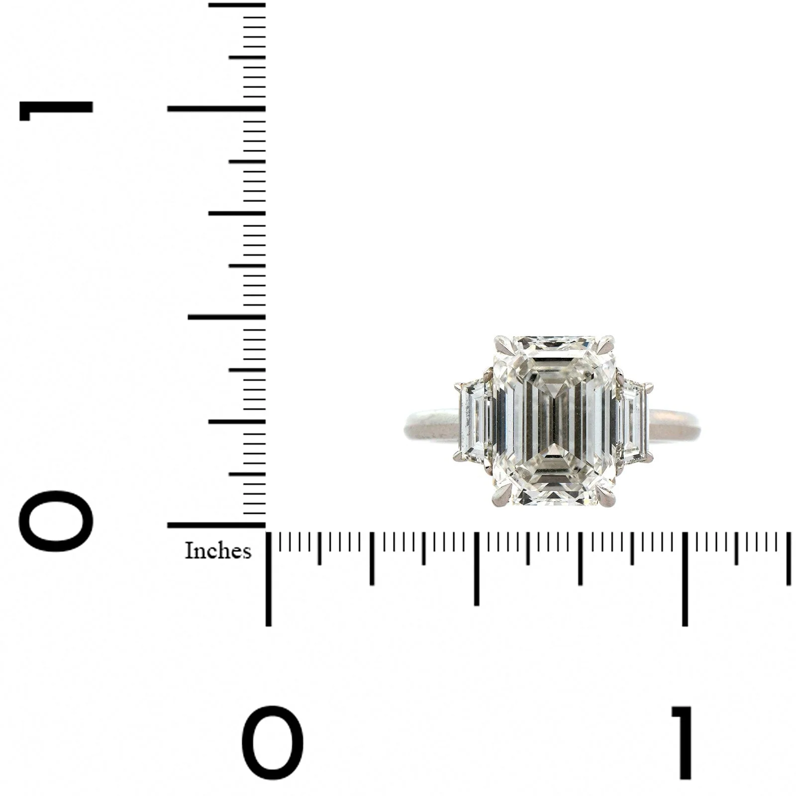 Platinum 3 Stone Emerald Cut Diamond Engagement Ring - Image 4