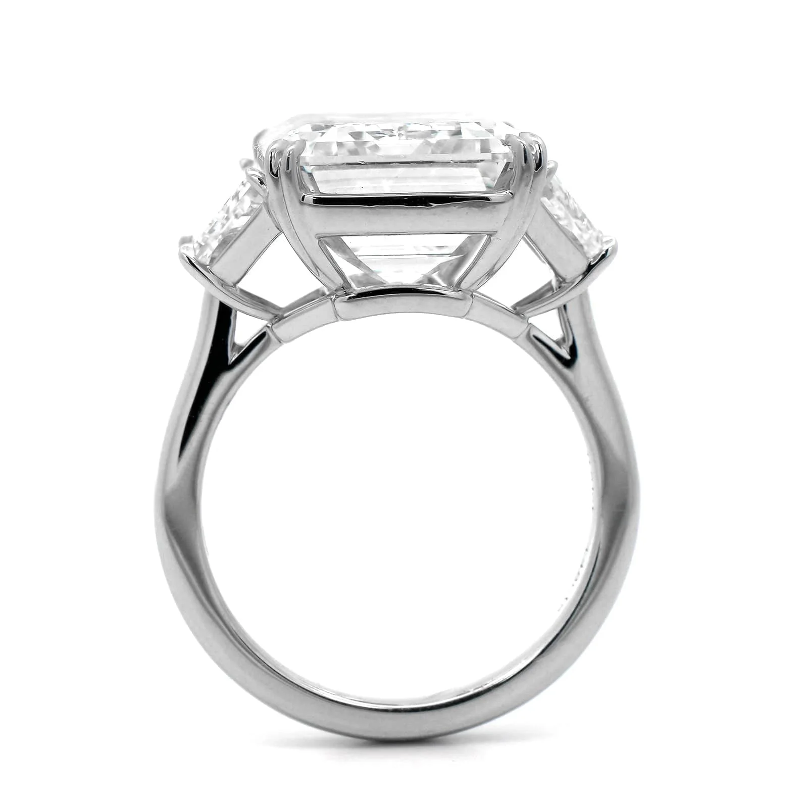 Platinum Emerald Diamond 3 Stone Engagement Ring - Image 3