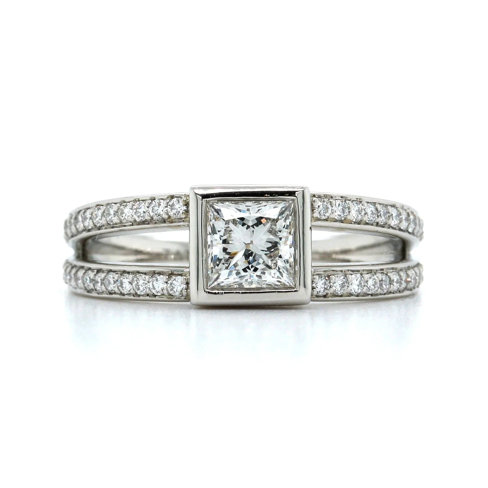 Platinum Princess Cut Diamond Engagement Ring - Image 5