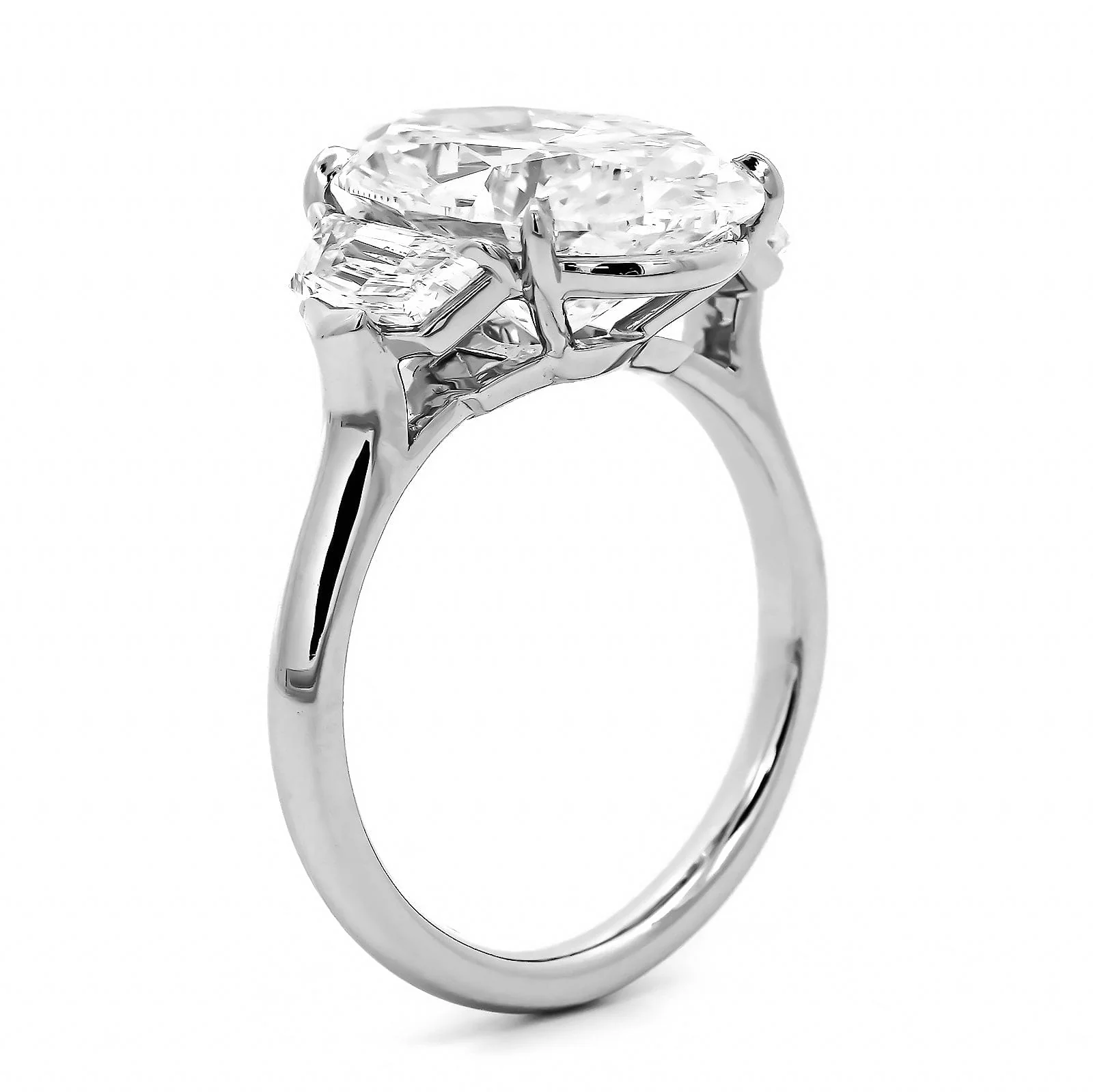 Platinum Oval Cut Diamond 3 Stone Engagement Ring - Image 2
