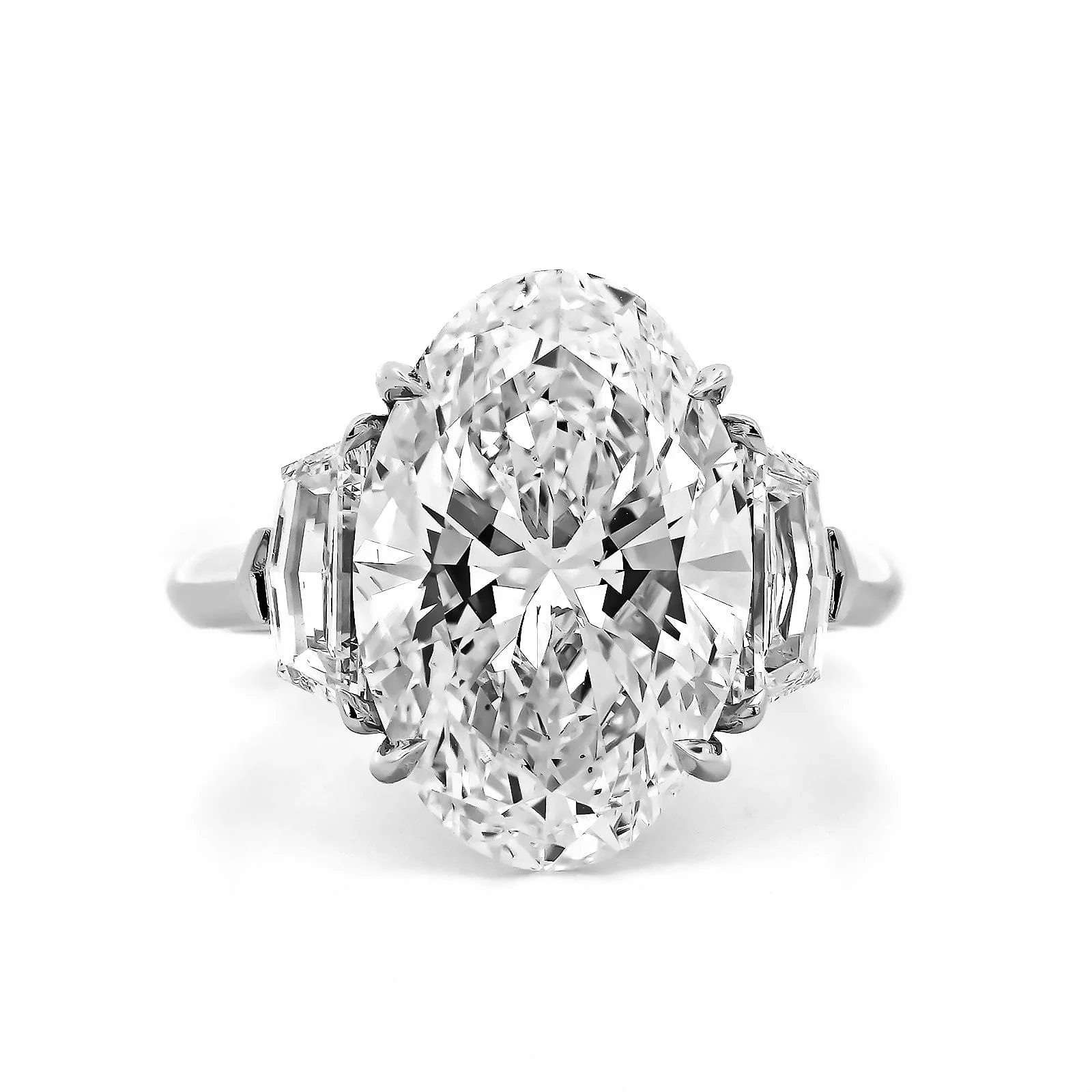 Platinum Oval Cut Diamond 3 Stone Engagement Ring - Image 5