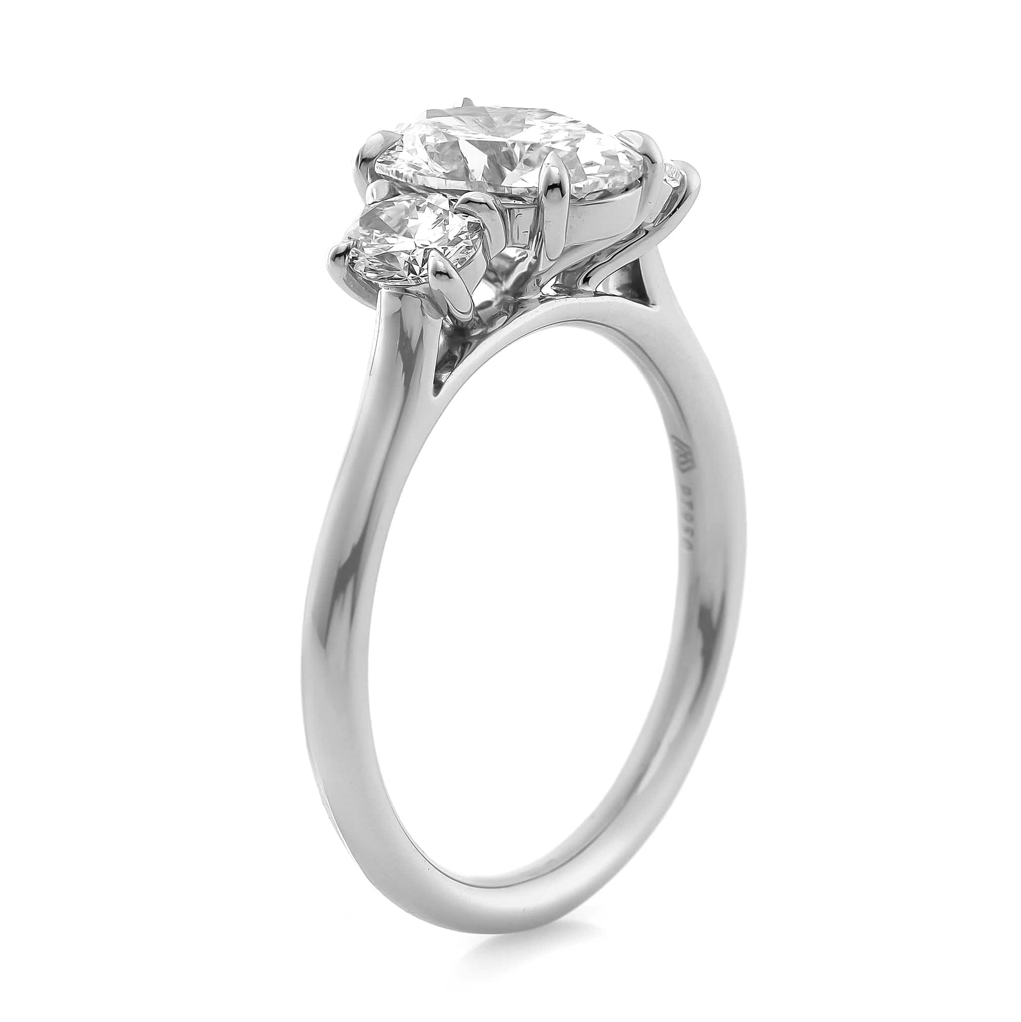 Platinum 3 Stone Oval Shaped Diamond Ring - Image 2