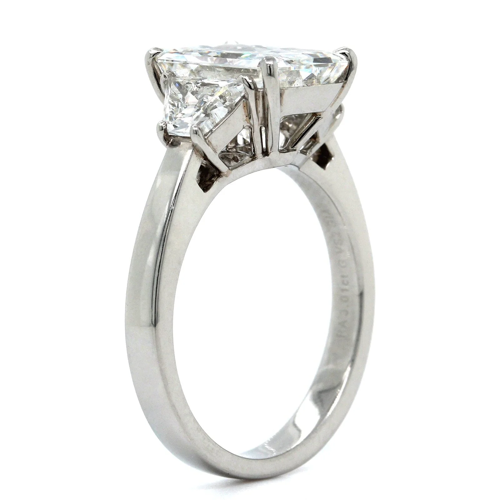 Platinum Radiant Cut Diamond 3 Stone Engagement Ring - Image 2