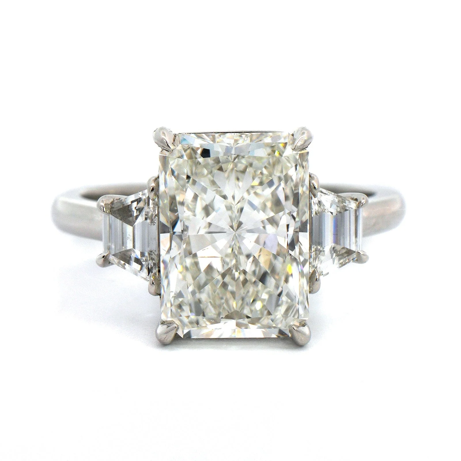 Platinum Radiant Cut Diamond Engagement Ring - Image 5