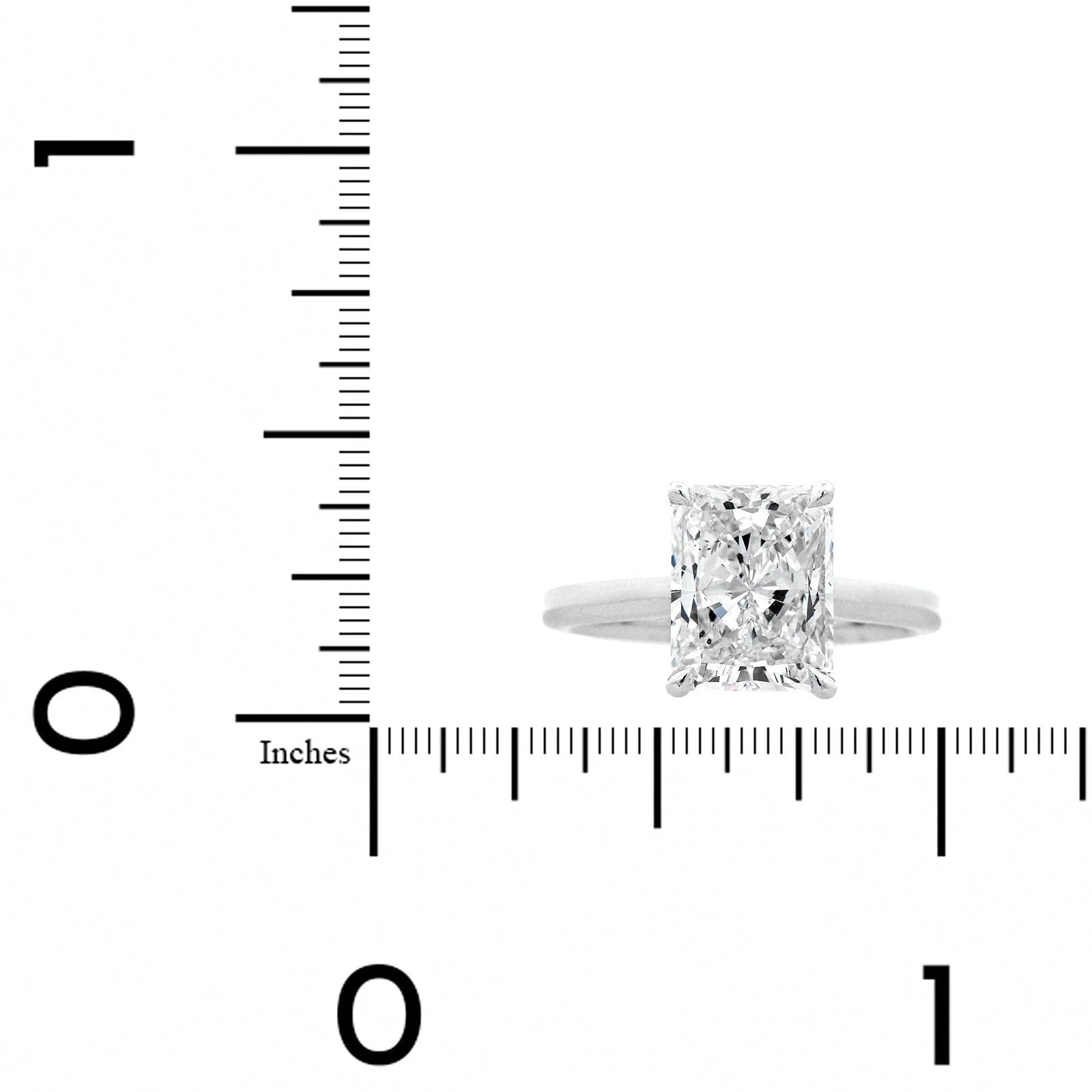 18K White Gold Radiant Cut Diamond Ring - Image 4