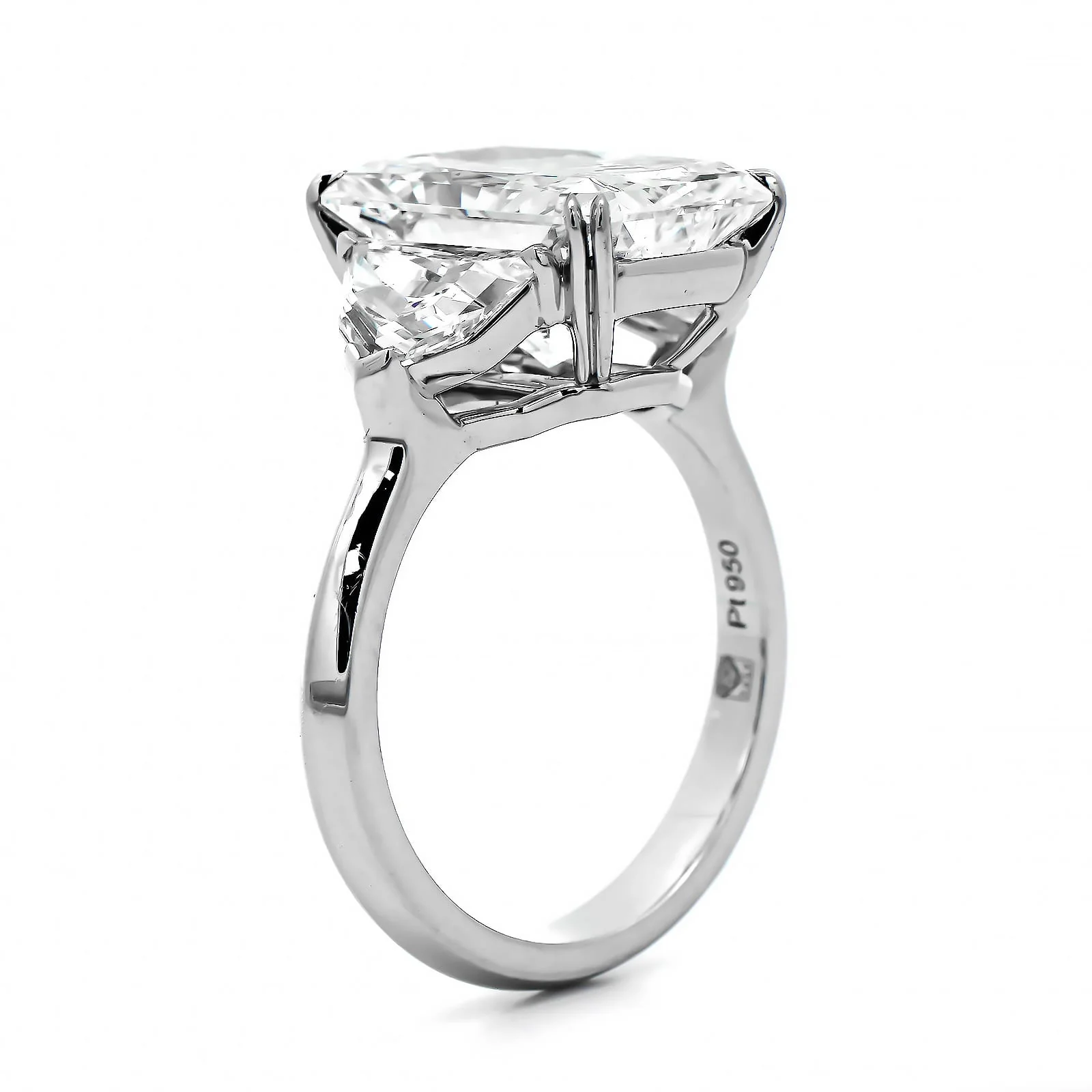 Platinum Radiant Cut Diamond 3 Stone Engagement Ring - Image 2