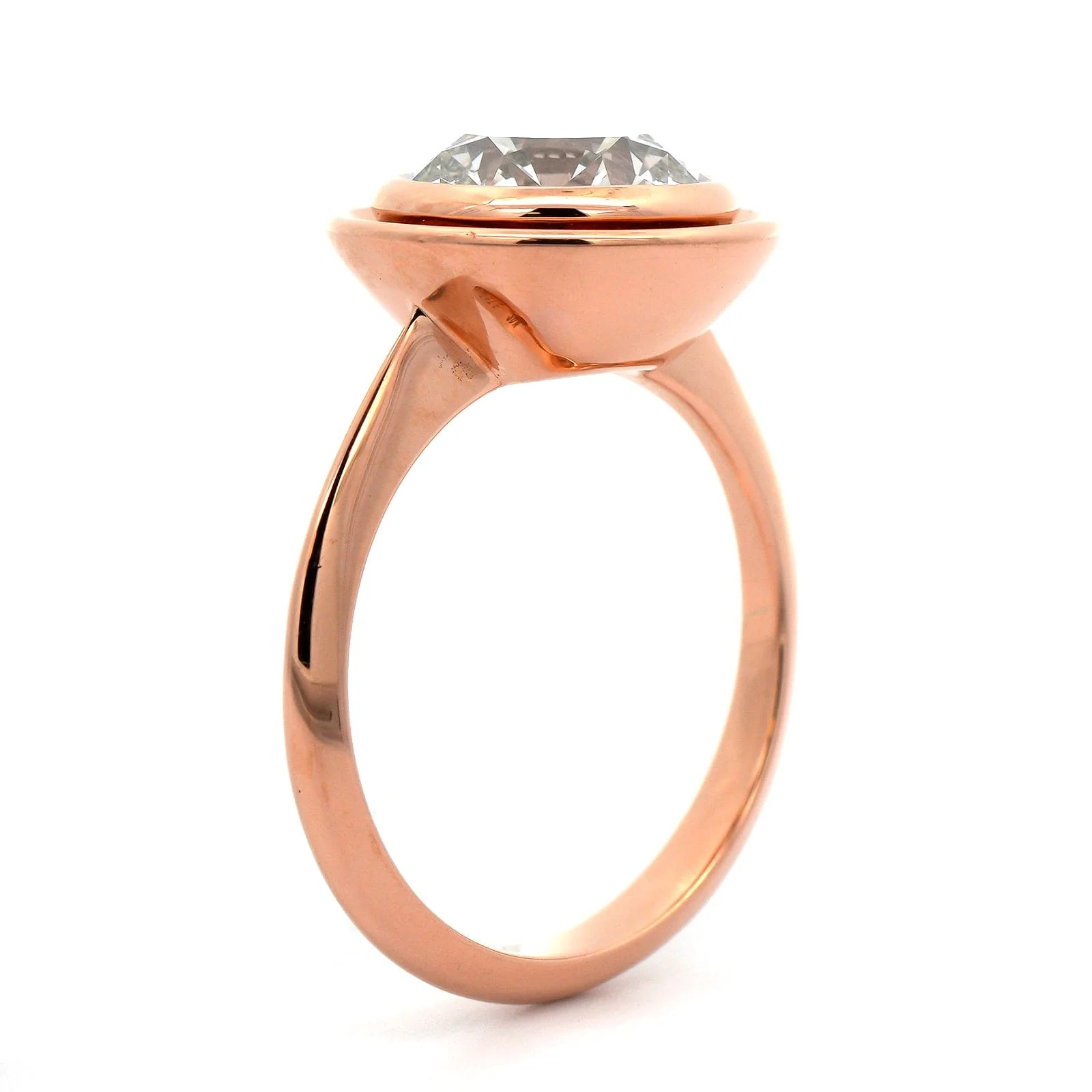 20K Rose Gold Bezel Set Round Diamond Ring - Image 2