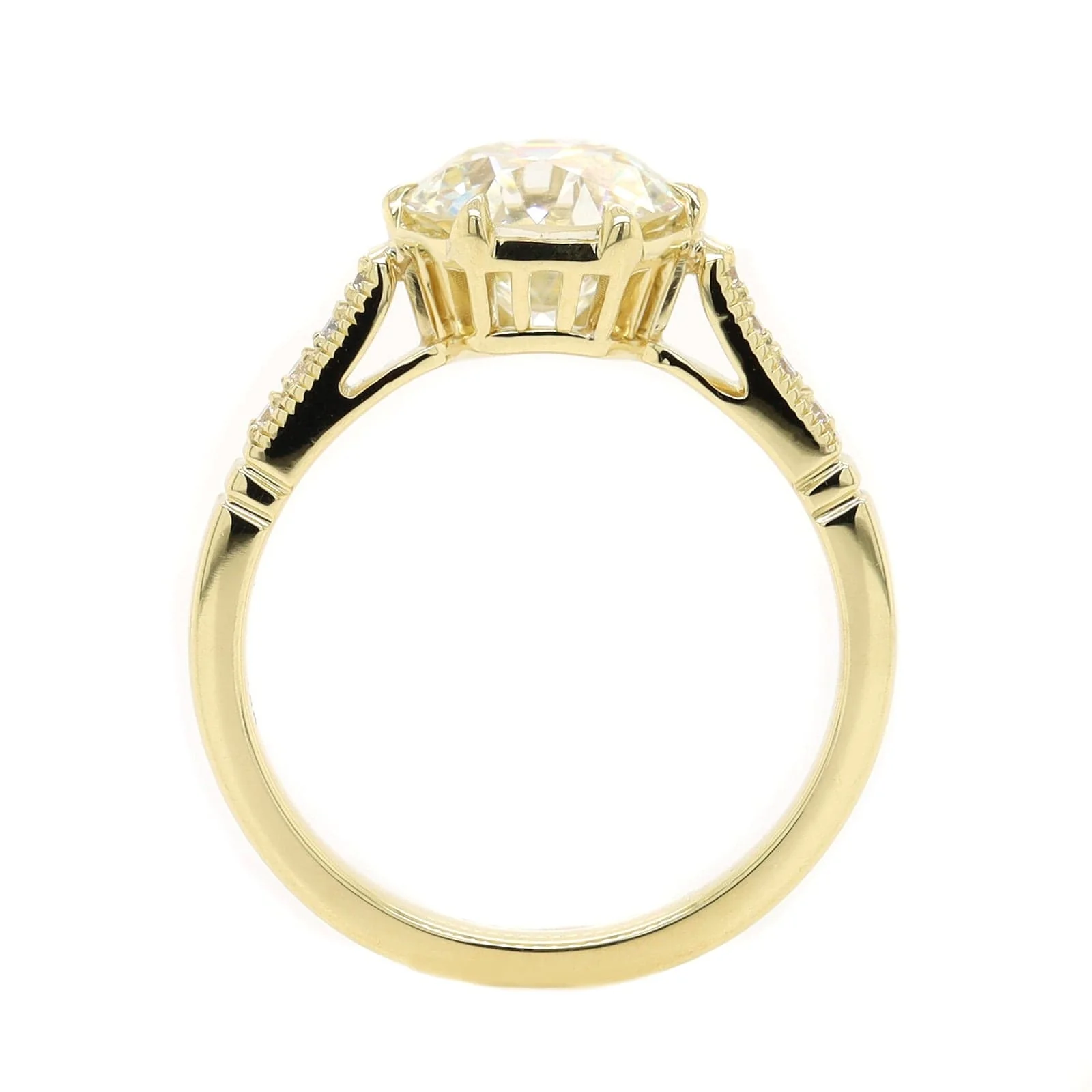 18K Yellow Gold Round Diamond Ring - Image 3