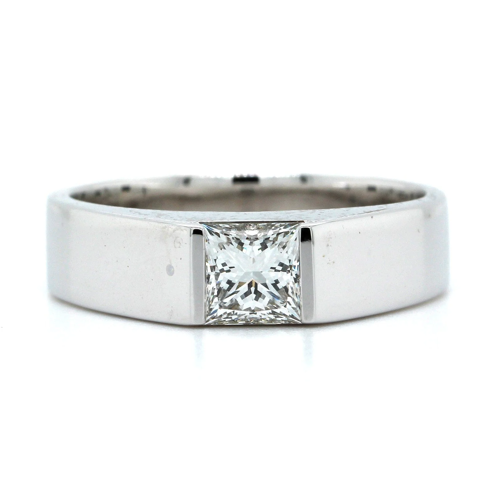 18K White Gold Princess Cut Diamond Wide Ring