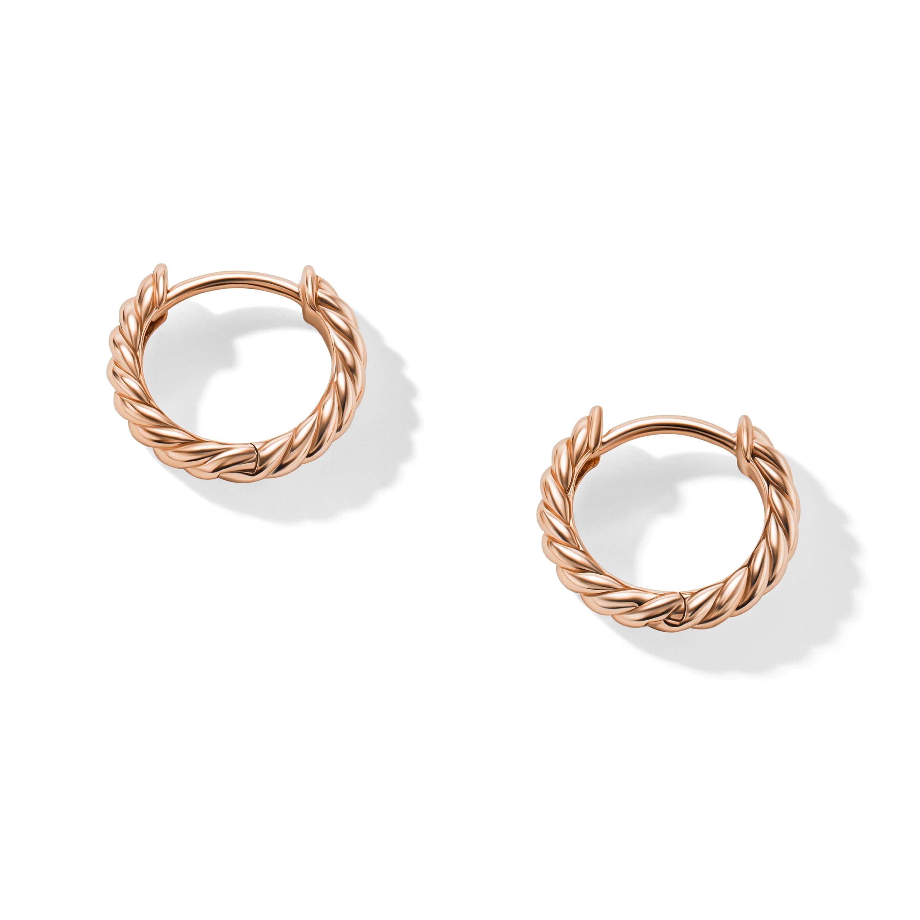 Sculpted Cable Huggie Hoop Earrings in 18K Rose Gold - Image 2