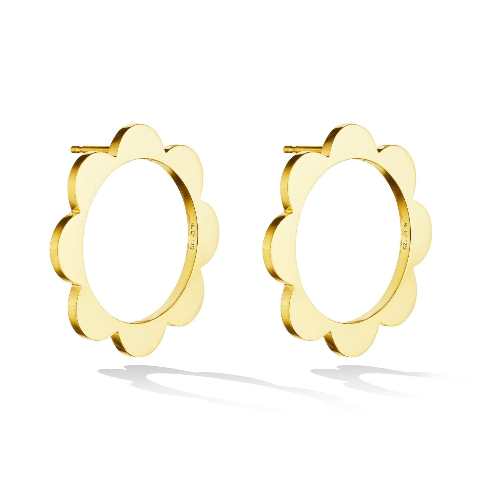 CADAR 18K Yellow Gold Open Circle Triplet Stud Earrings - Image 2