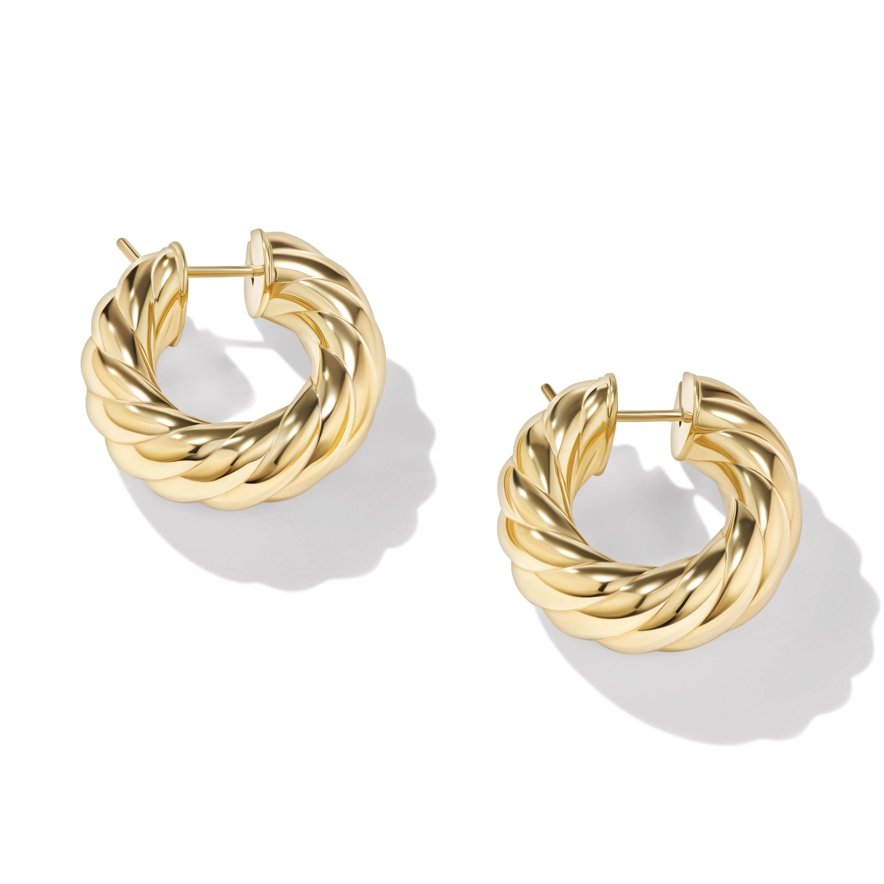 Sculpted Cable Hoop Earrings in 18K Yellow Gold - Image 2