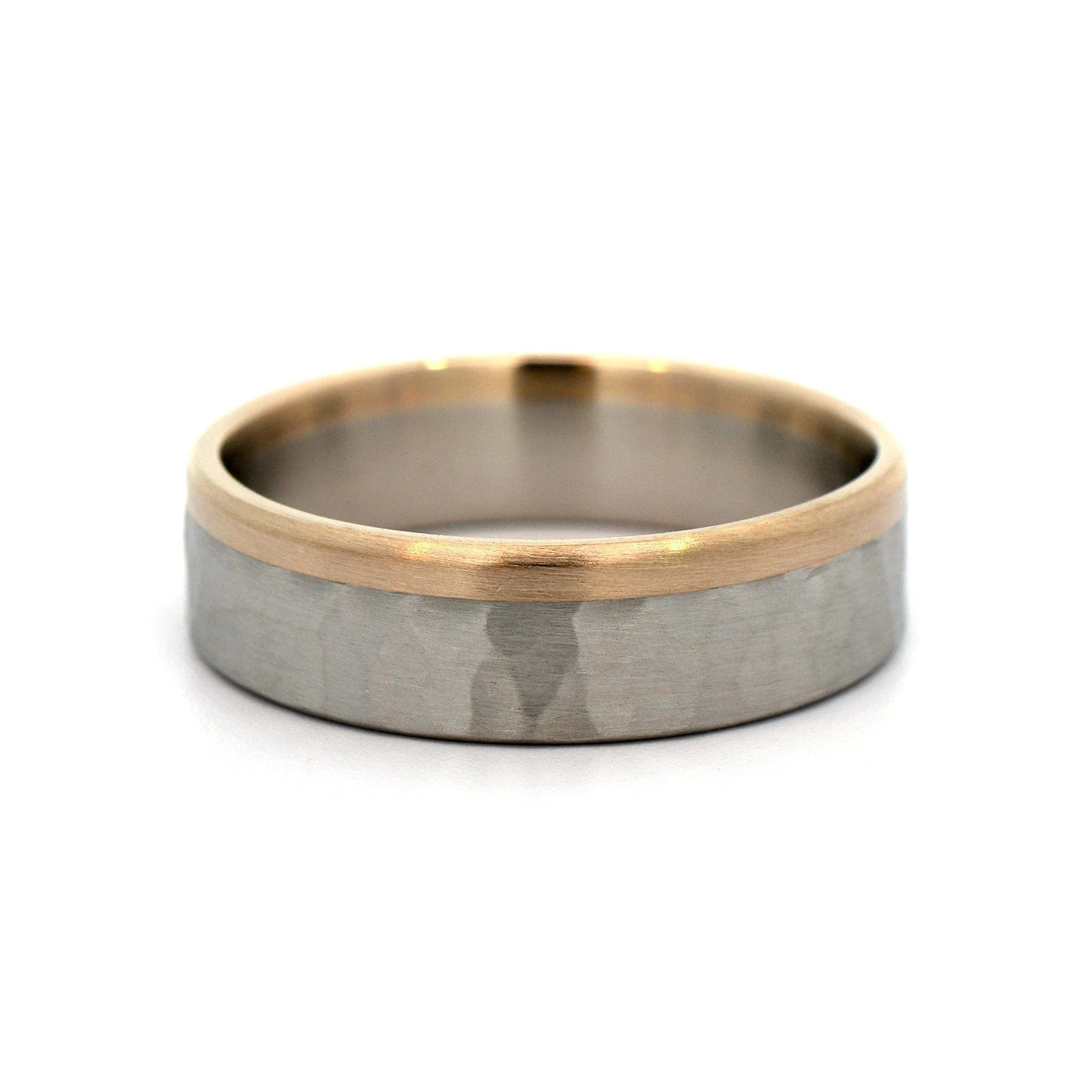 18K White Gold and Platinum Hammered Satin Band - Image 4