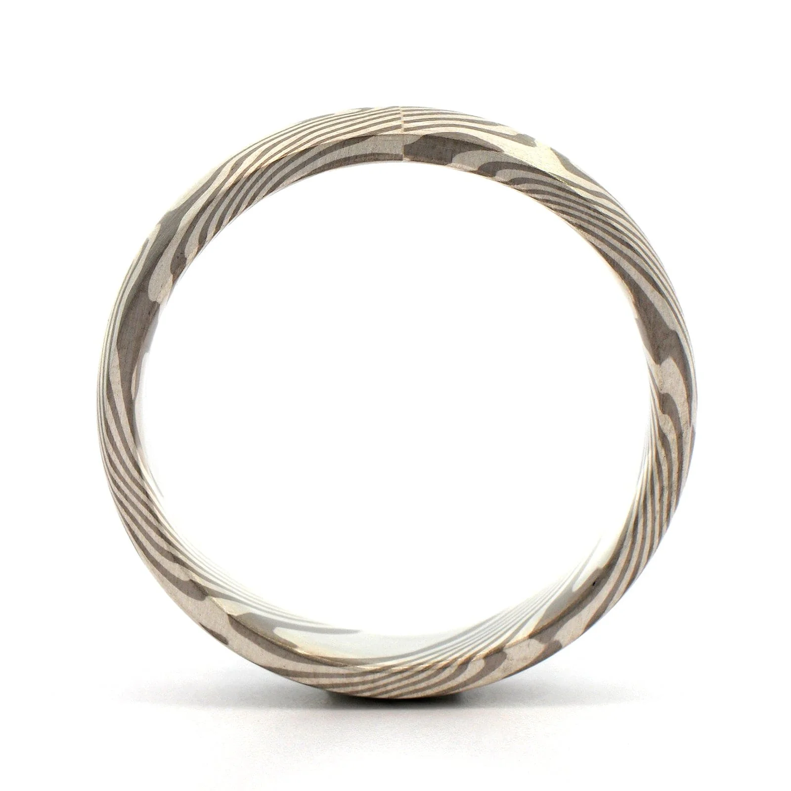 Palladium and Silver Maple Pattern Wedding Band - Image 3