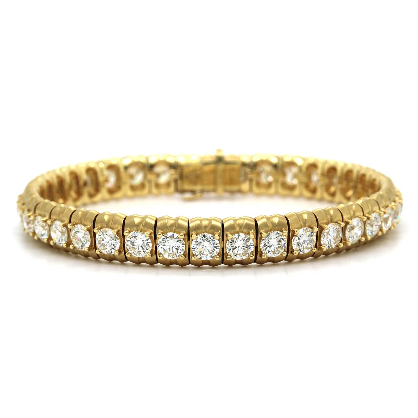 18K Yellow Gold Prong Set Diamond Bracelet - Image 4