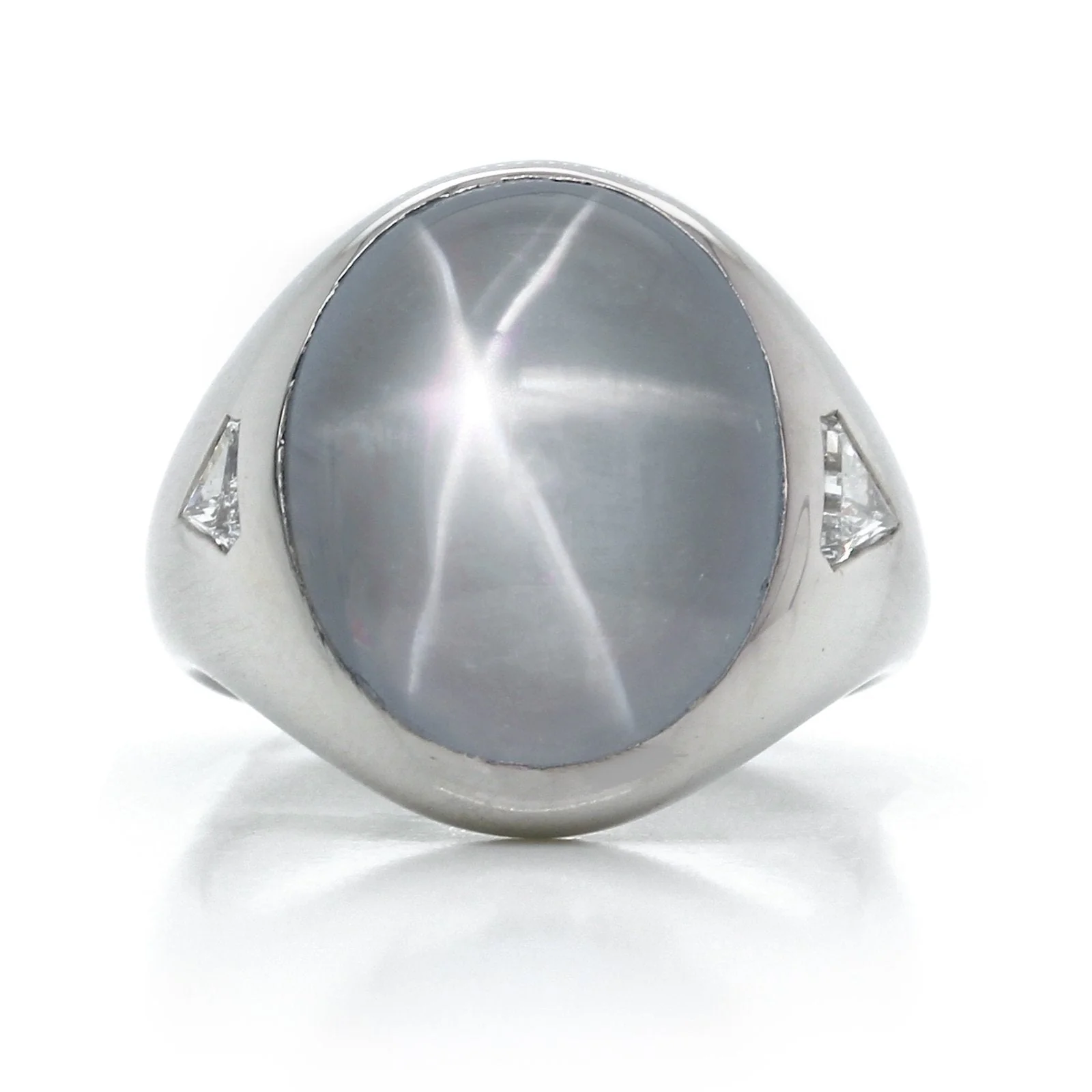 Oscar Heyman Platinum Oval Star Sapphire and Diamond Ring - Image 4