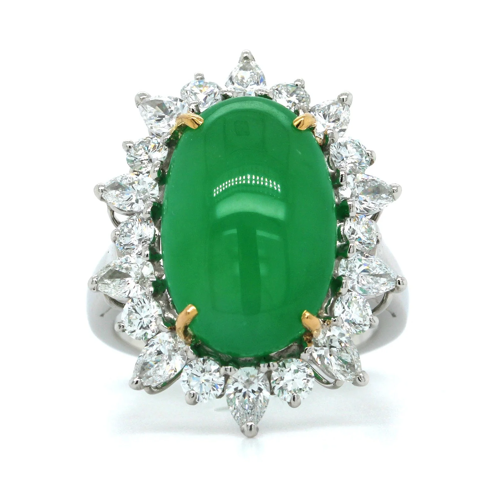 Oscar Heyman Platinum and 22K Yellow Gold Jade & Diamond Halo Ring - Image 4