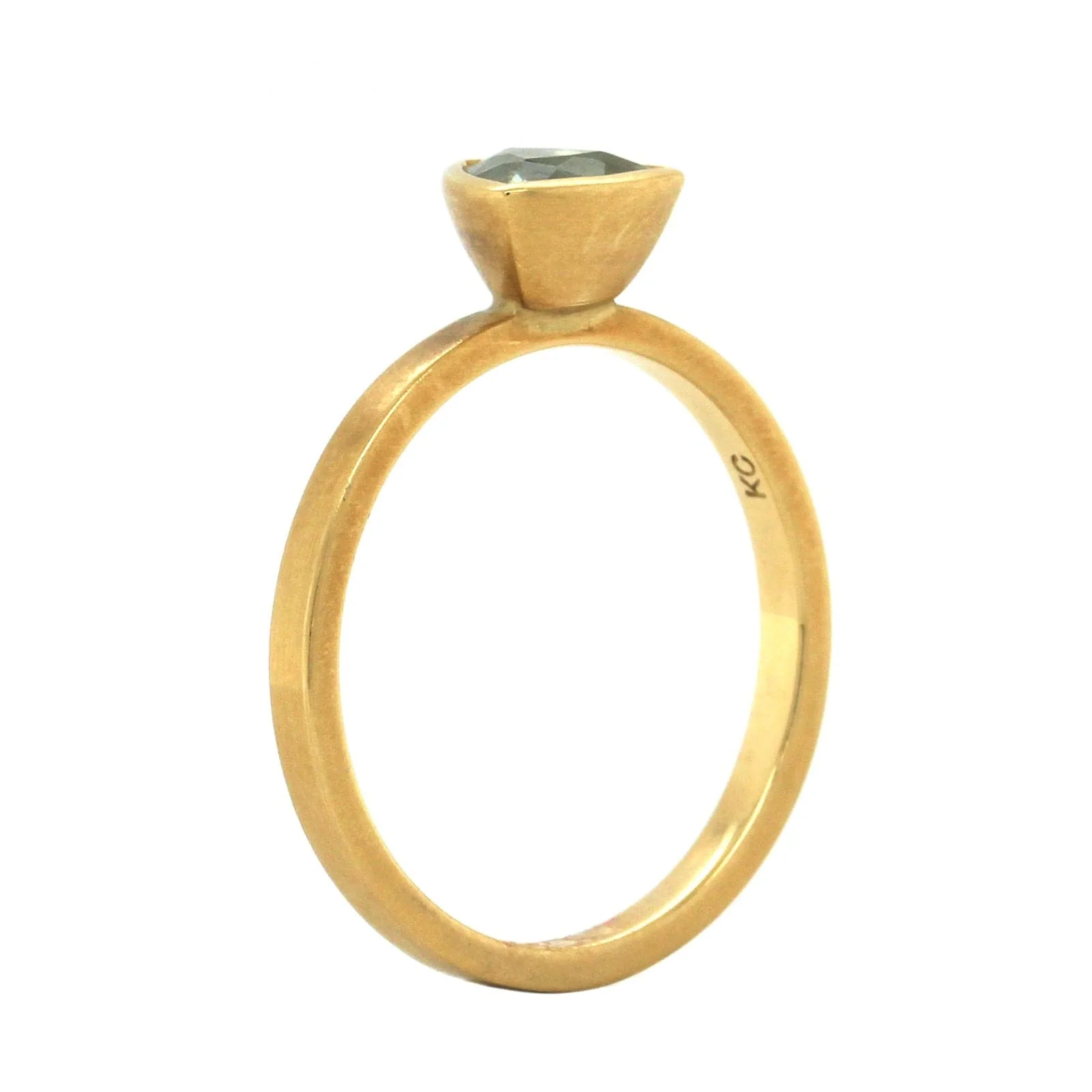 18K Yellow Gold Trillion Cut Aquamarine Ring - Image 2