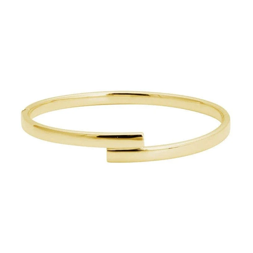 14K Yellow Gold Oval Hinged Bangle
