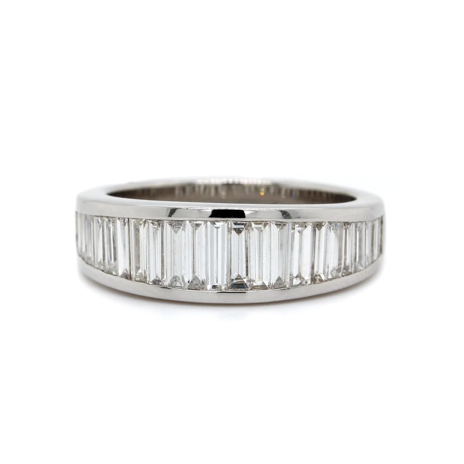 18K White Gold Channel Set Graduated Baguette Diamond Eternity Band - Image 5