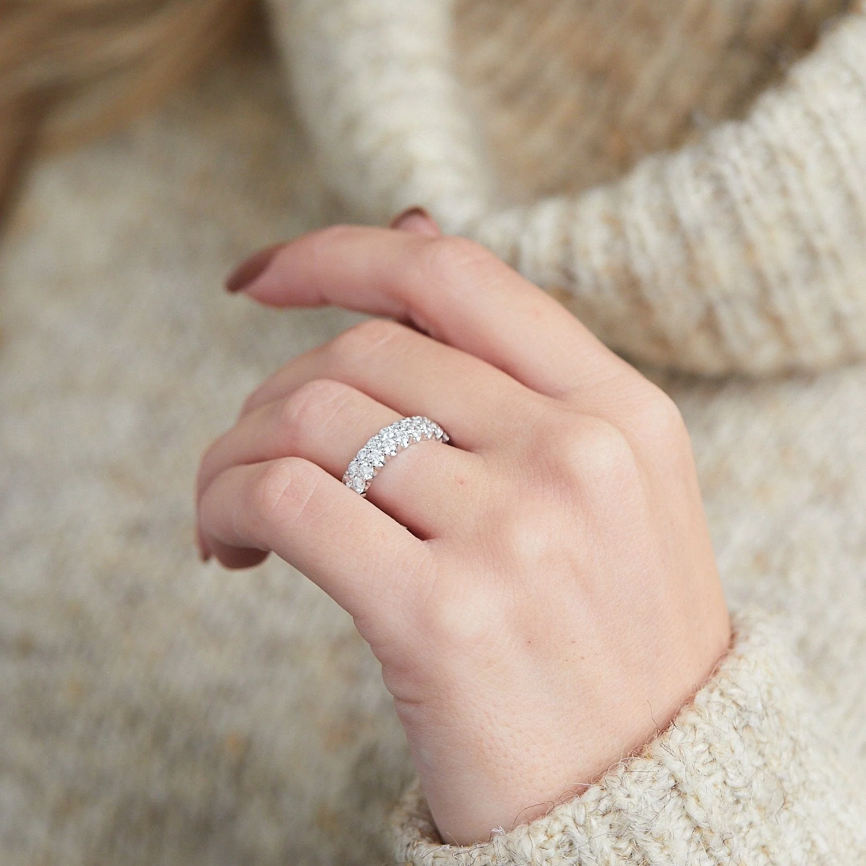 18K White Gold Double Row Diamond Wedding Ring - Image 2