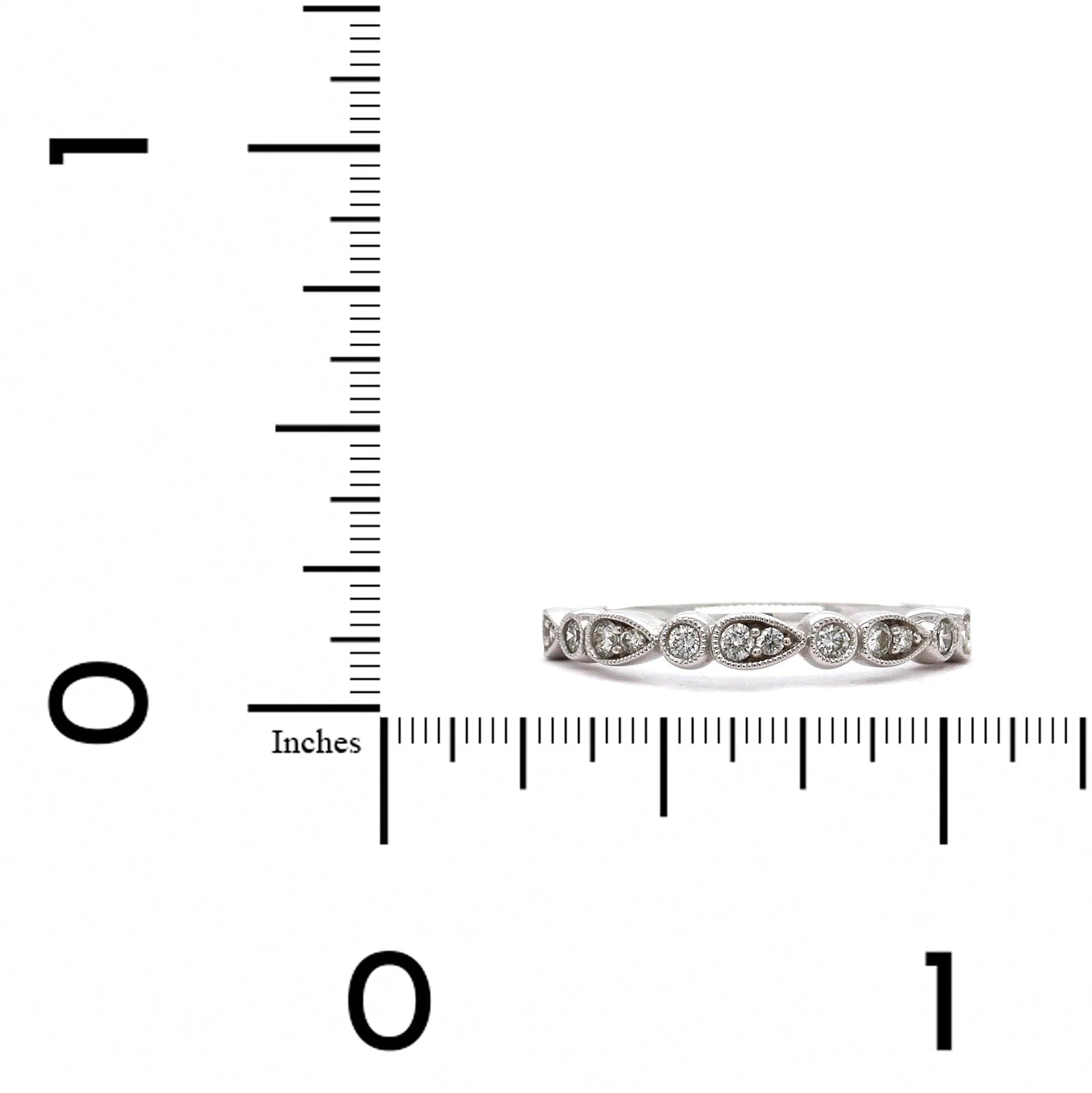 18K White Gold Alternating Round and Teardrop Wedding Band - Image 3