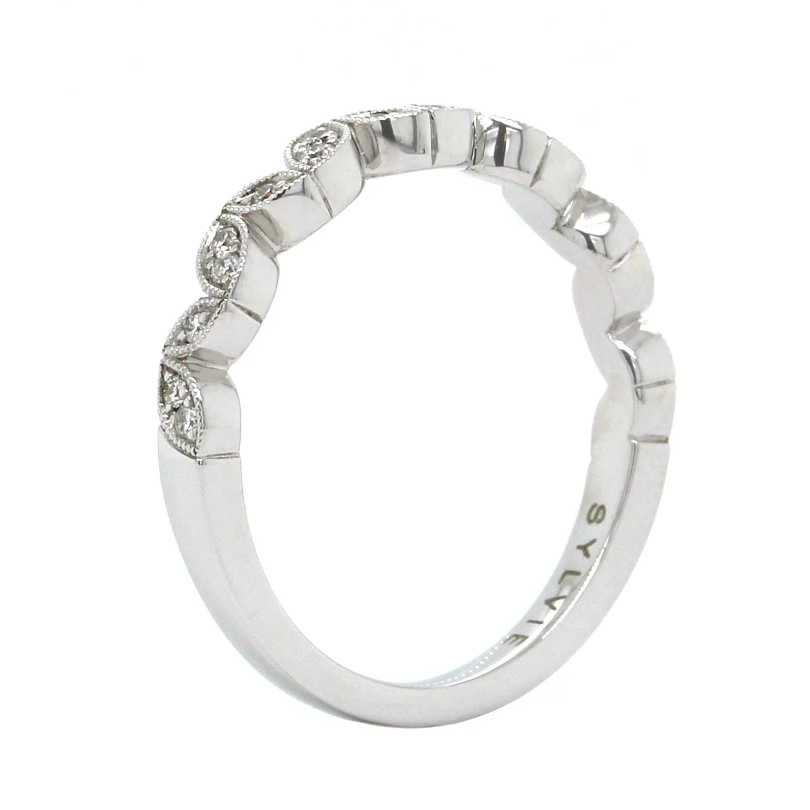 18K White Gold Leaf Pattern Milgrain Wedding Band - Image 2