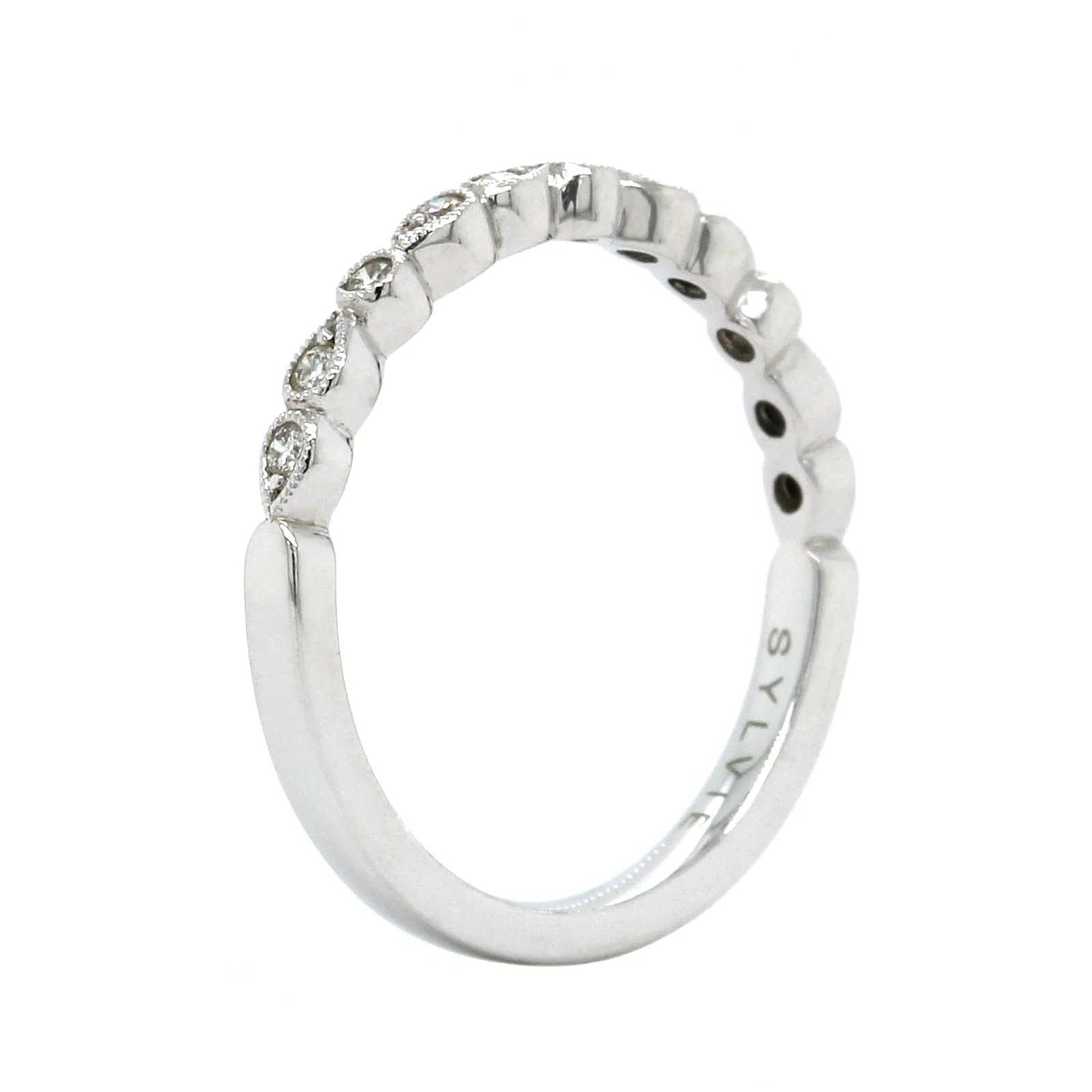 18K White Gold Alternating Milgrain Wedding Band - Image 2
