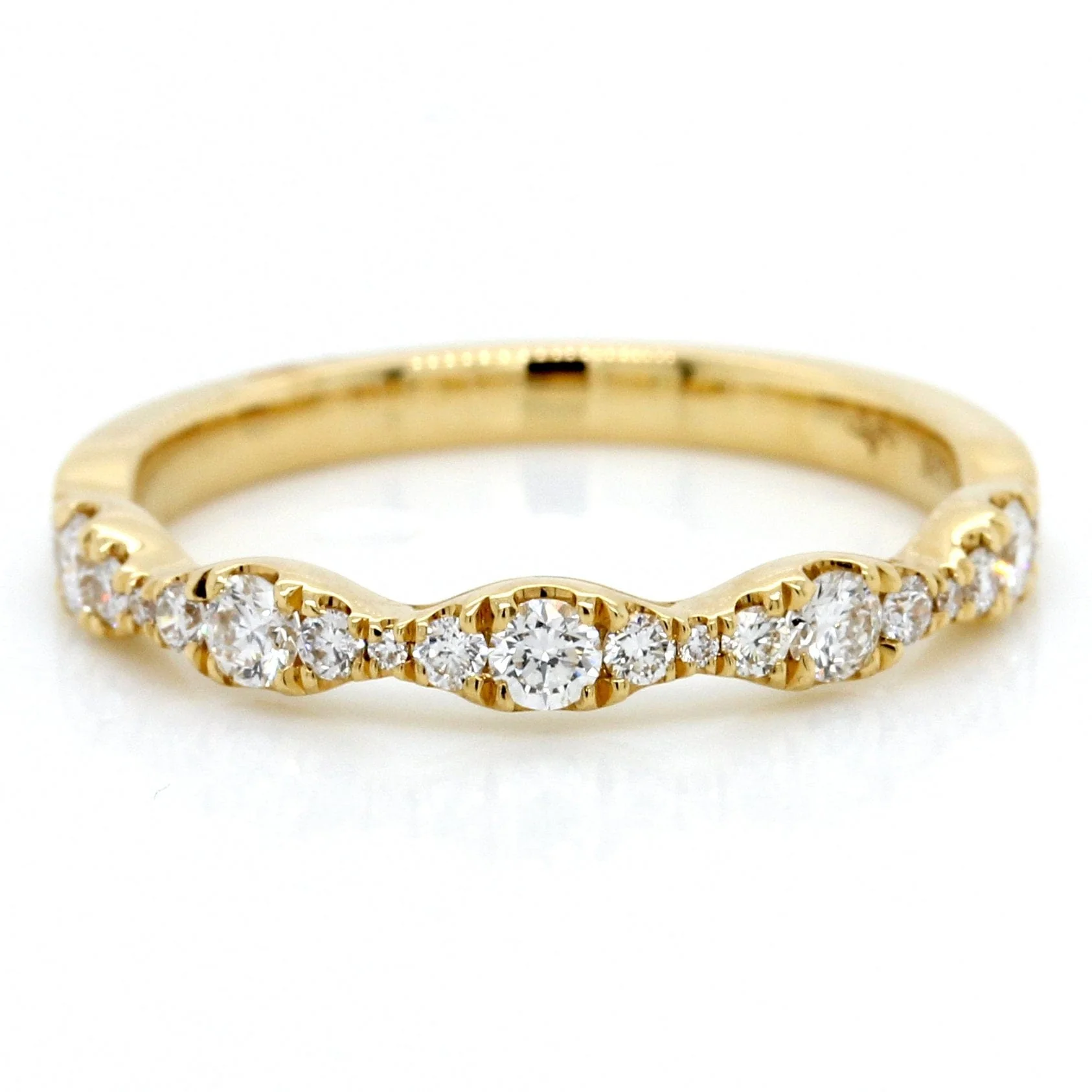 18K Yellow Gold Prong Set Wedding Band