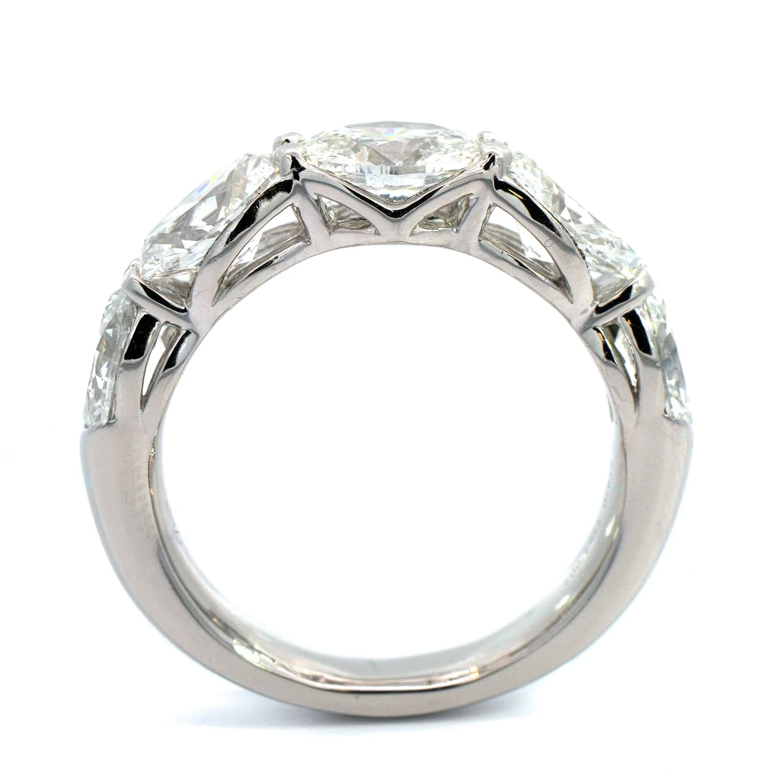 Platinum Shared Prong Oval Cut Graduating Diamond Band - Image 3