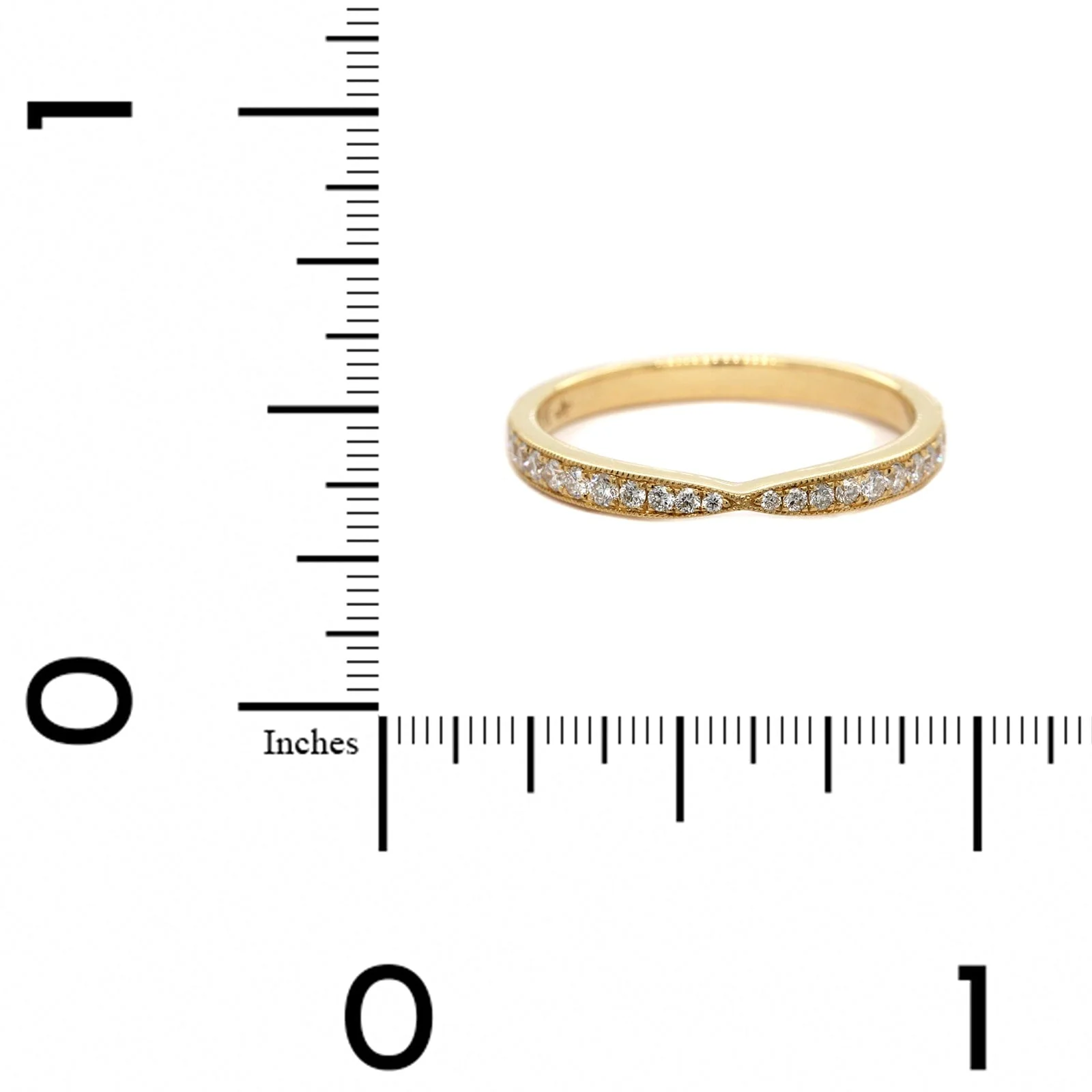 18K Yellow Gold Pinched Center Diamond Bead Set Band - Image 4