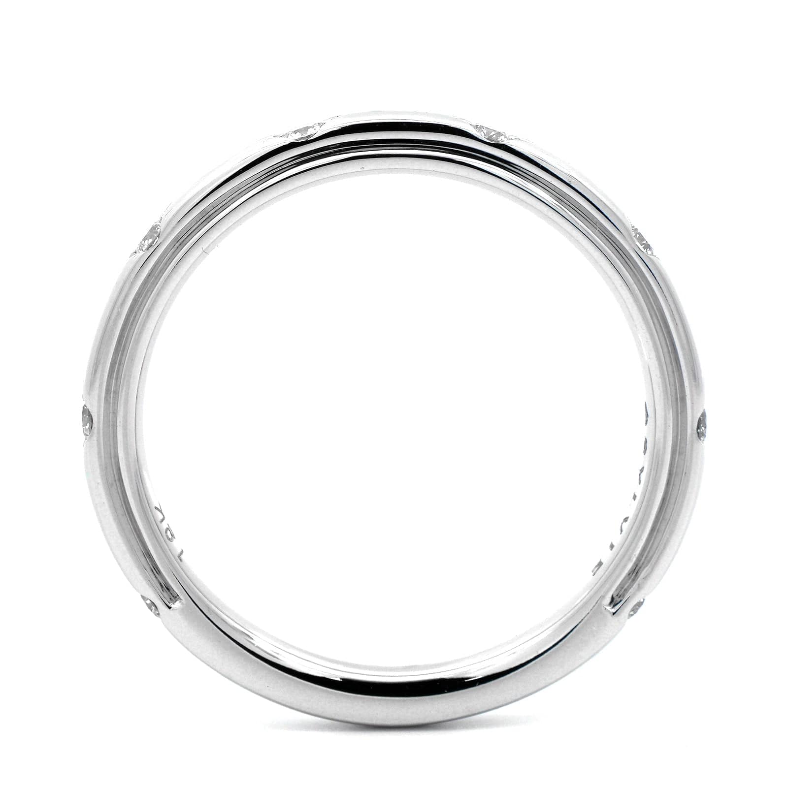 18K White Gold Burnished Set Round Diamond Wedding Ring - Image 3