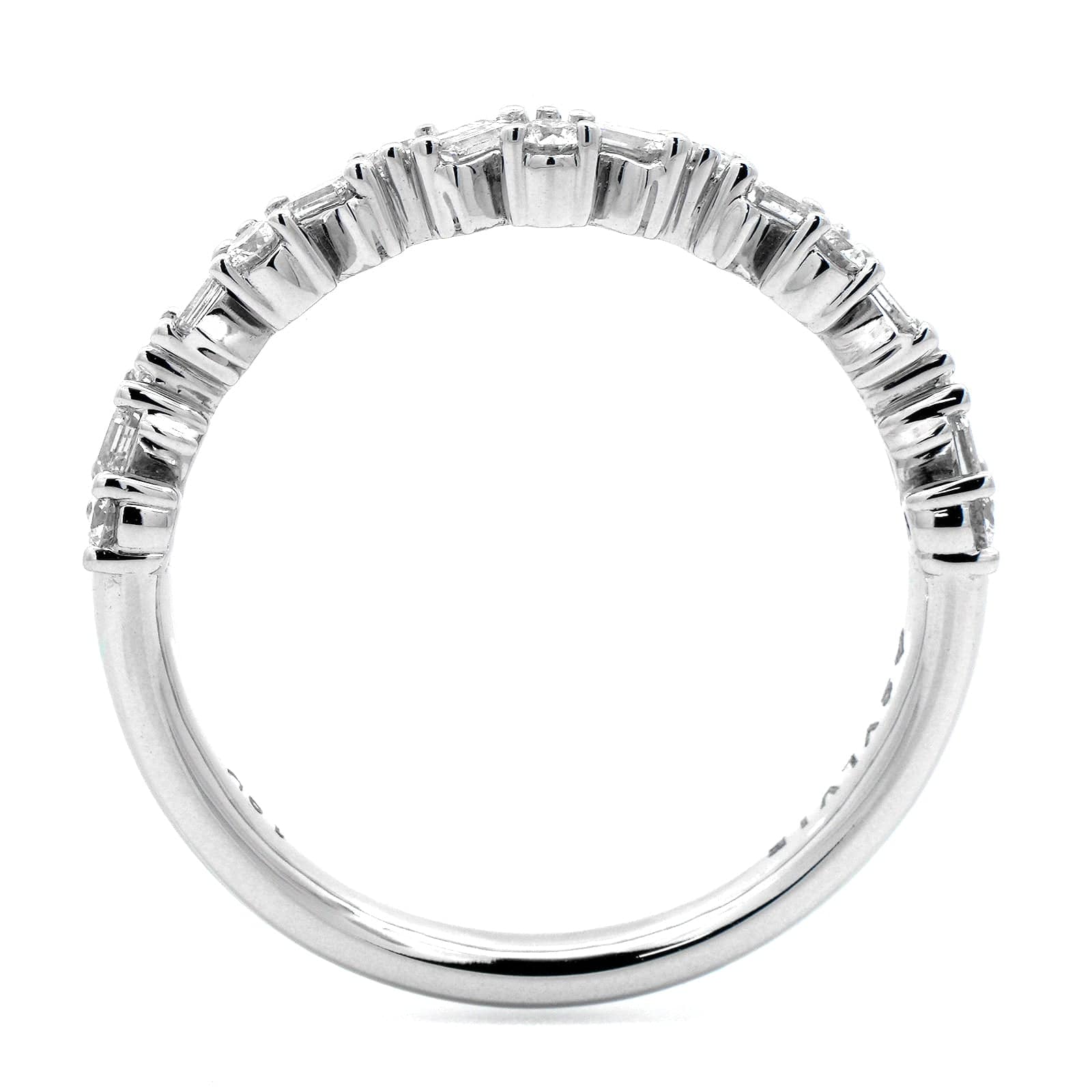 18K White Gold Zigzag Round and Baguette Diamond Wedding Ring - Image 3