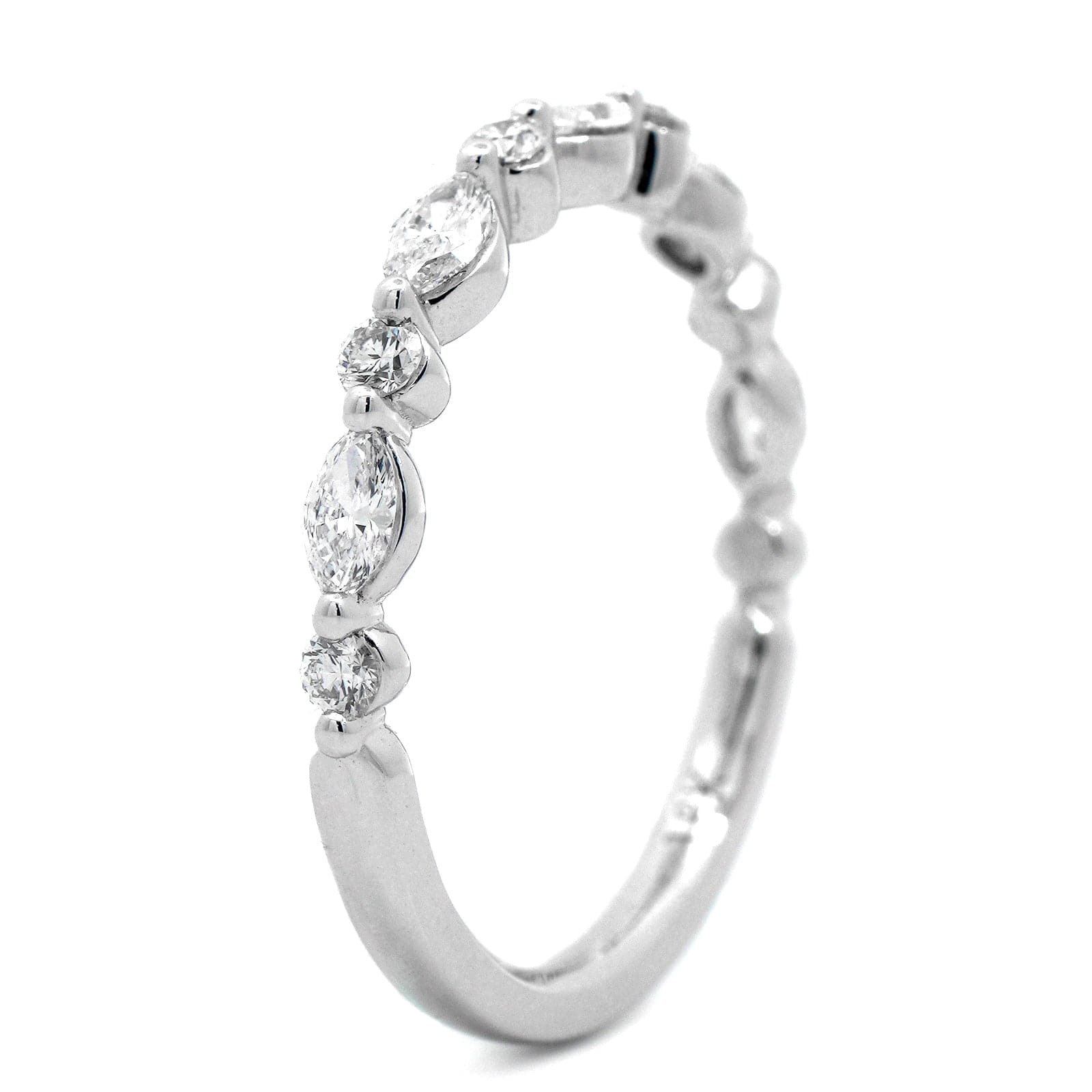 18K White Gold Single Prong Alternating Round and Marquise Diamond Wedding Ring - Image 2
