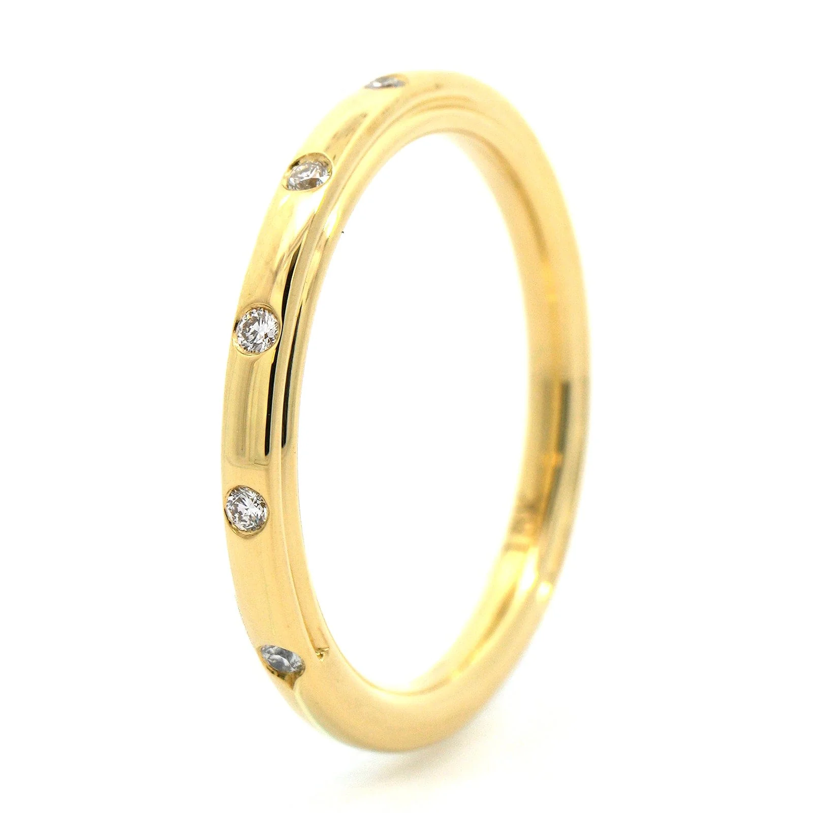 18K Yellow Gold Burnished Set Diamond Wedding Ring - Image 2